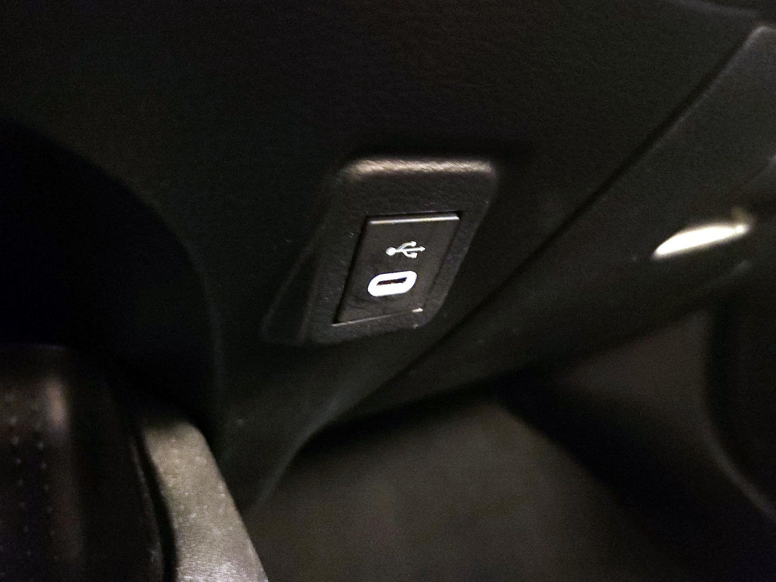 2023 Toyota Corolla LE - Photo 19