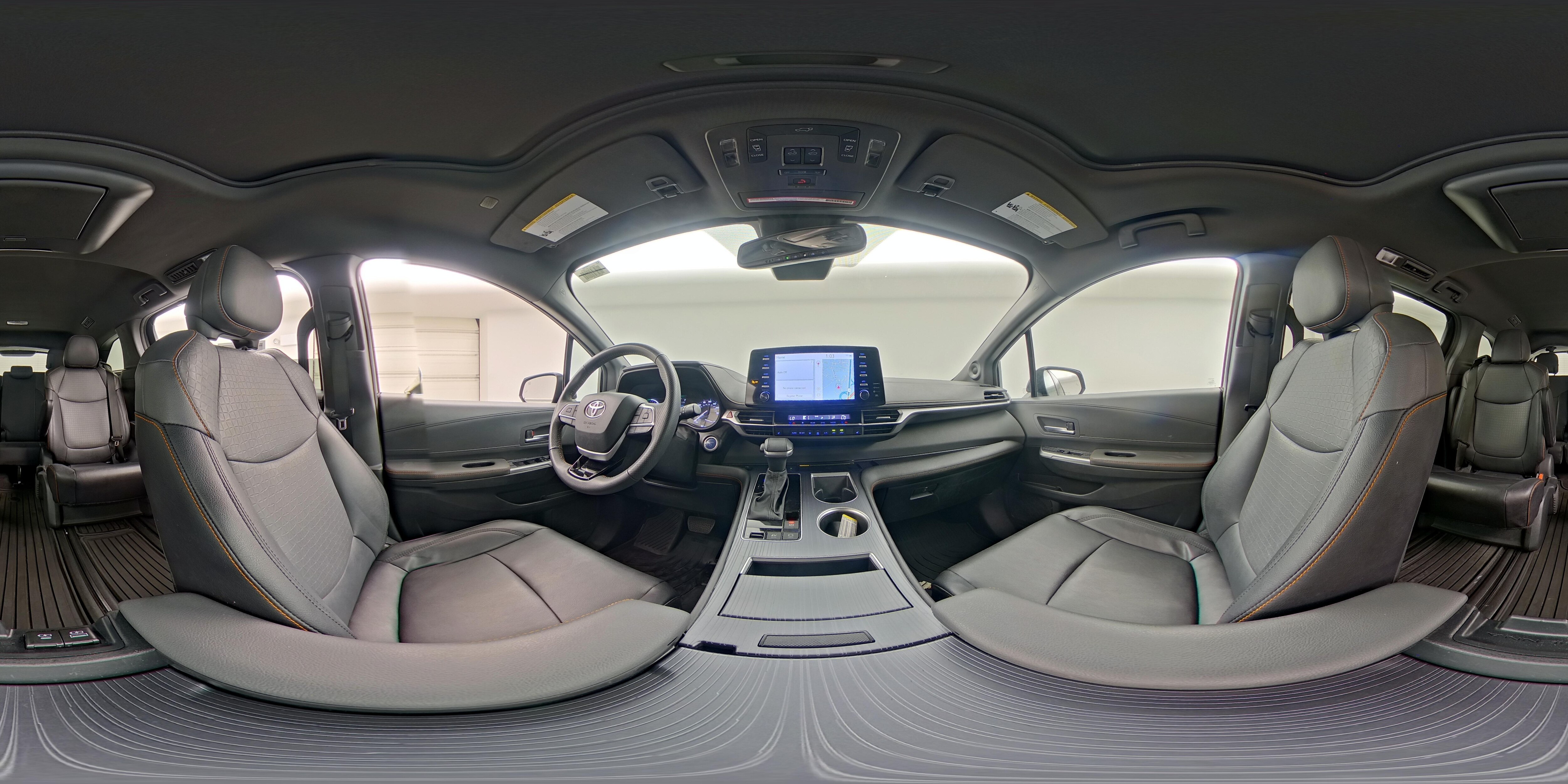 2023 Toyota Sienna XSE - Photo 29