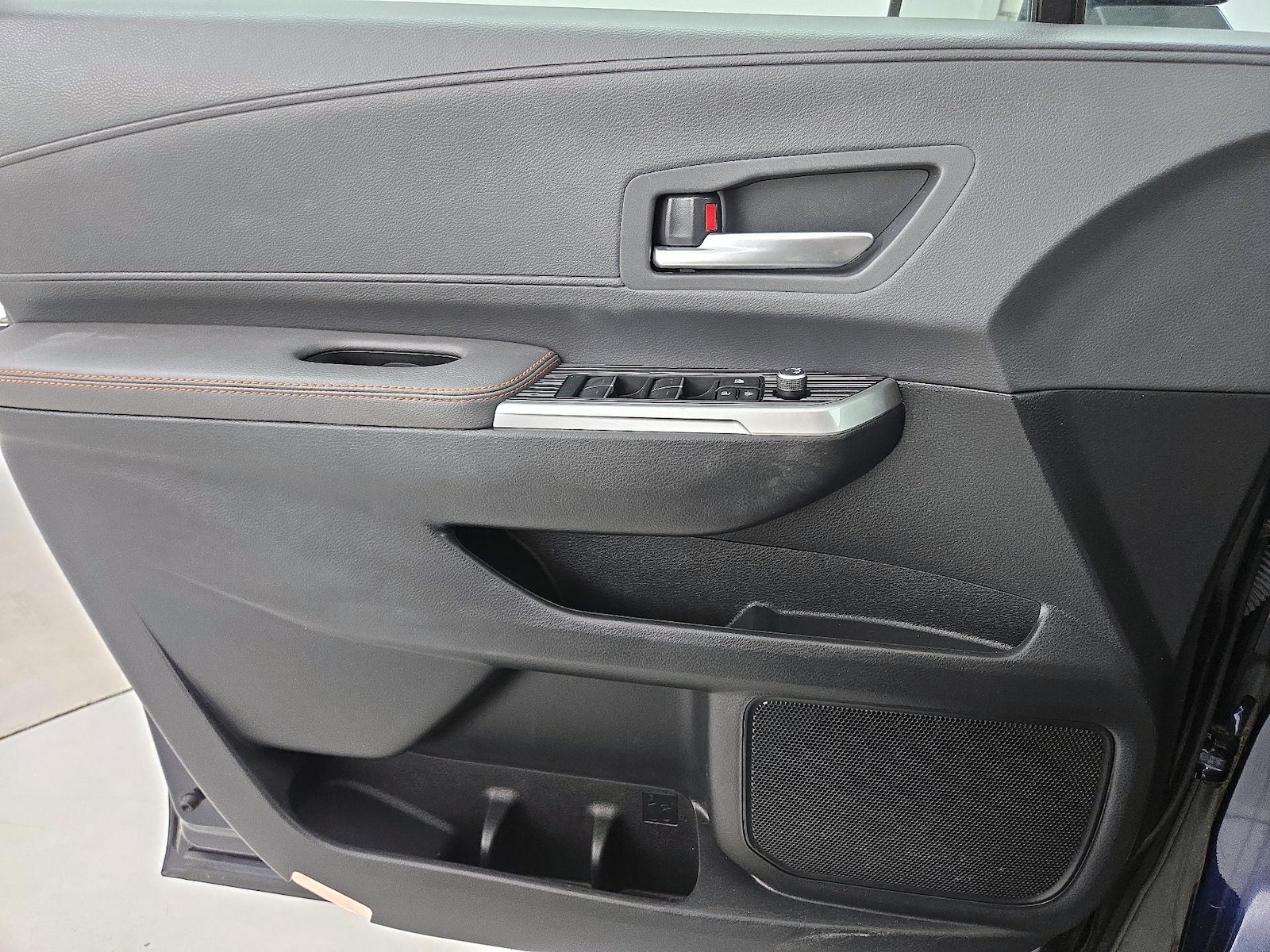 2023 Toyota Sienna XSE - Photo 13