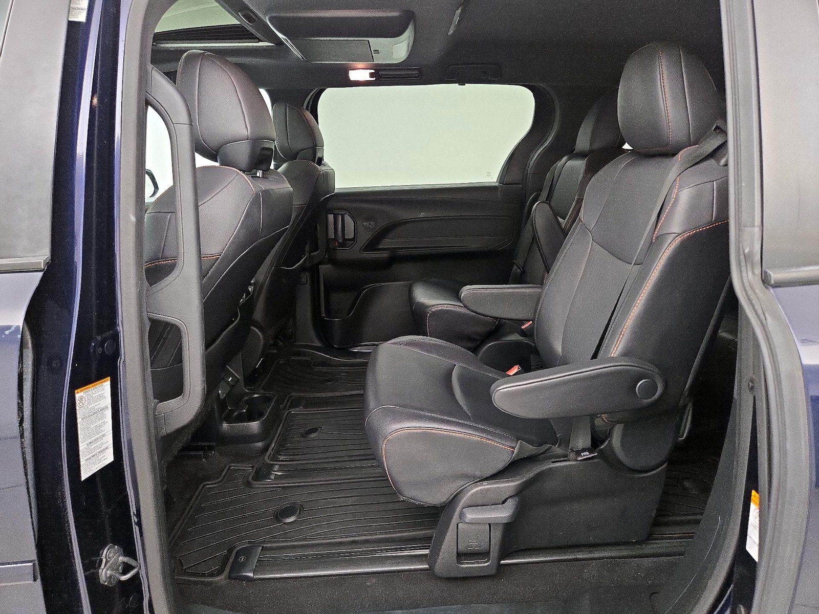 2023 Toyota Sienna XSE - Photo 22