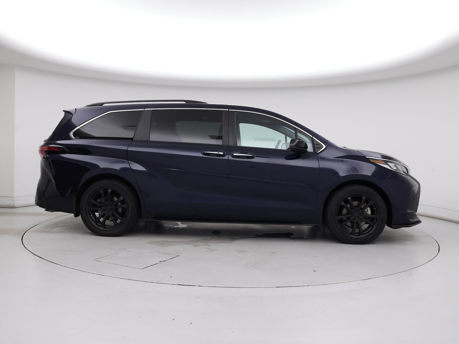 2023 Toyota Sienna XSE - Photo 8