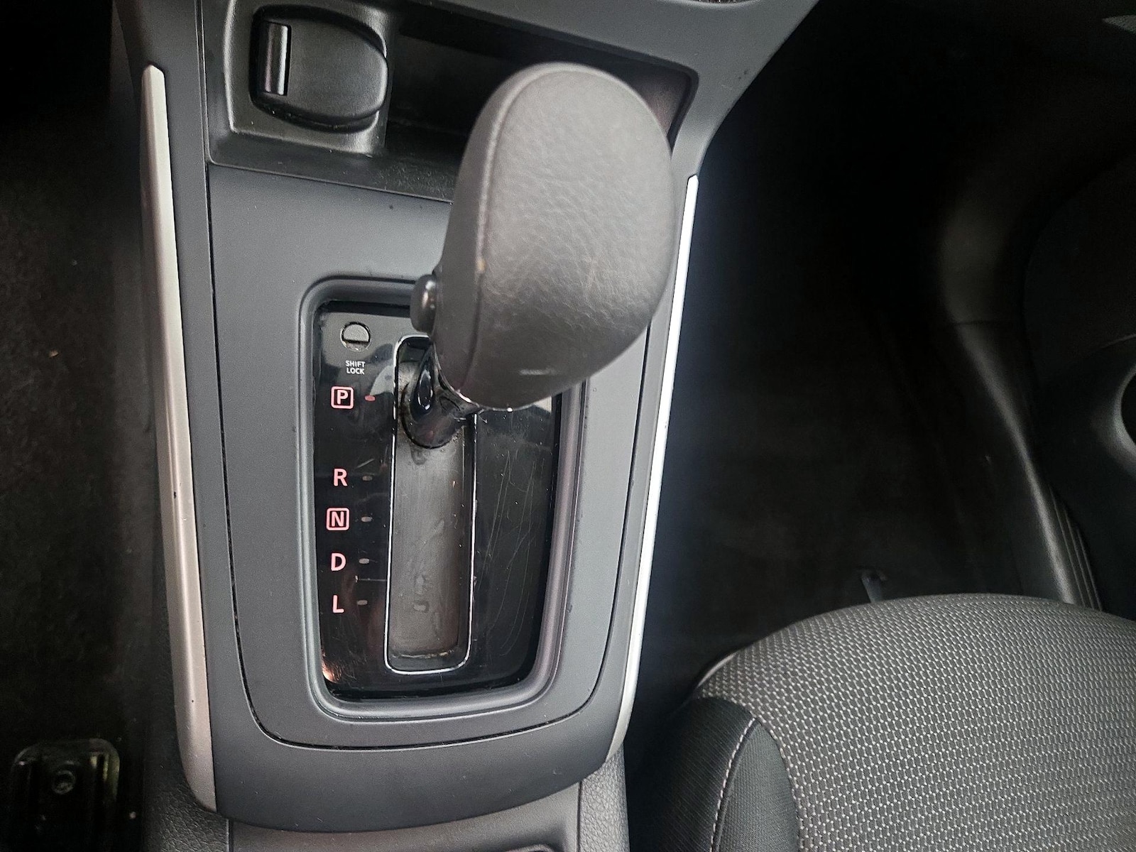 2019 Nissan Sentra S - Photo 18