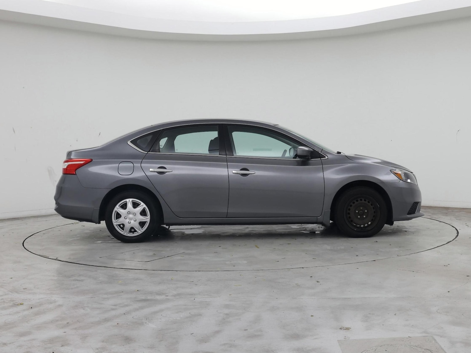 2019 Nissan Sentra S - Photo 8