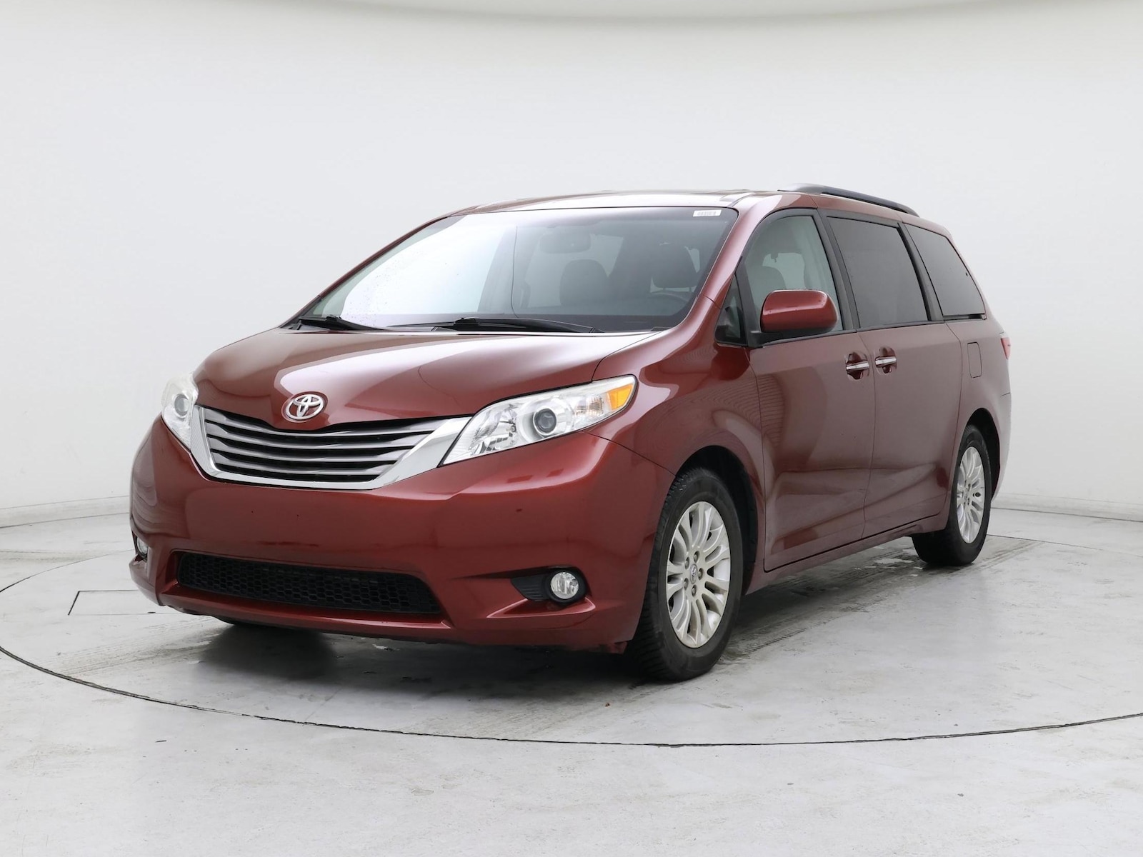 2016 Toyota Sienna XLE - Photo 5