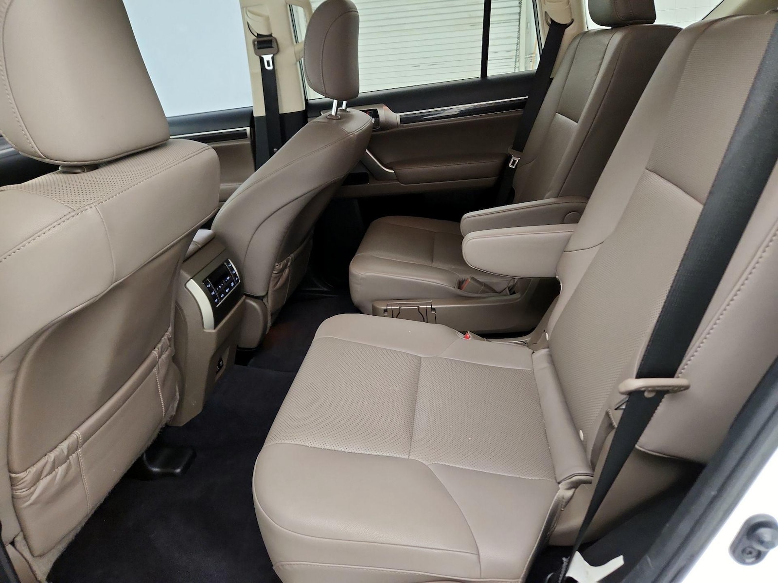 Rear Air Conditioning