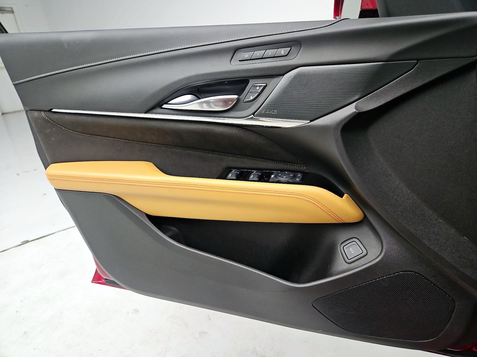 2024 Cadillac CT4 V-Series Blackwing - Photo 13
