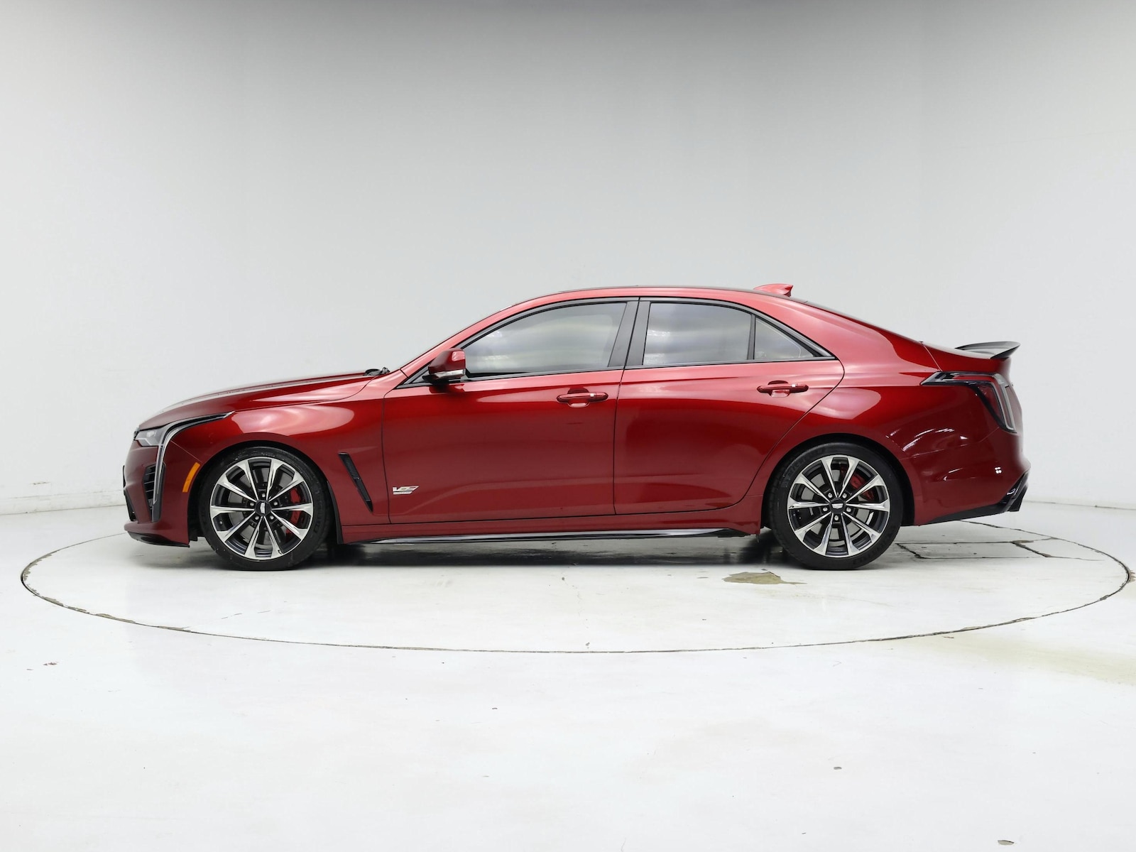 2024 Cadillac CT4 V-Series Blackwing - Photo 4