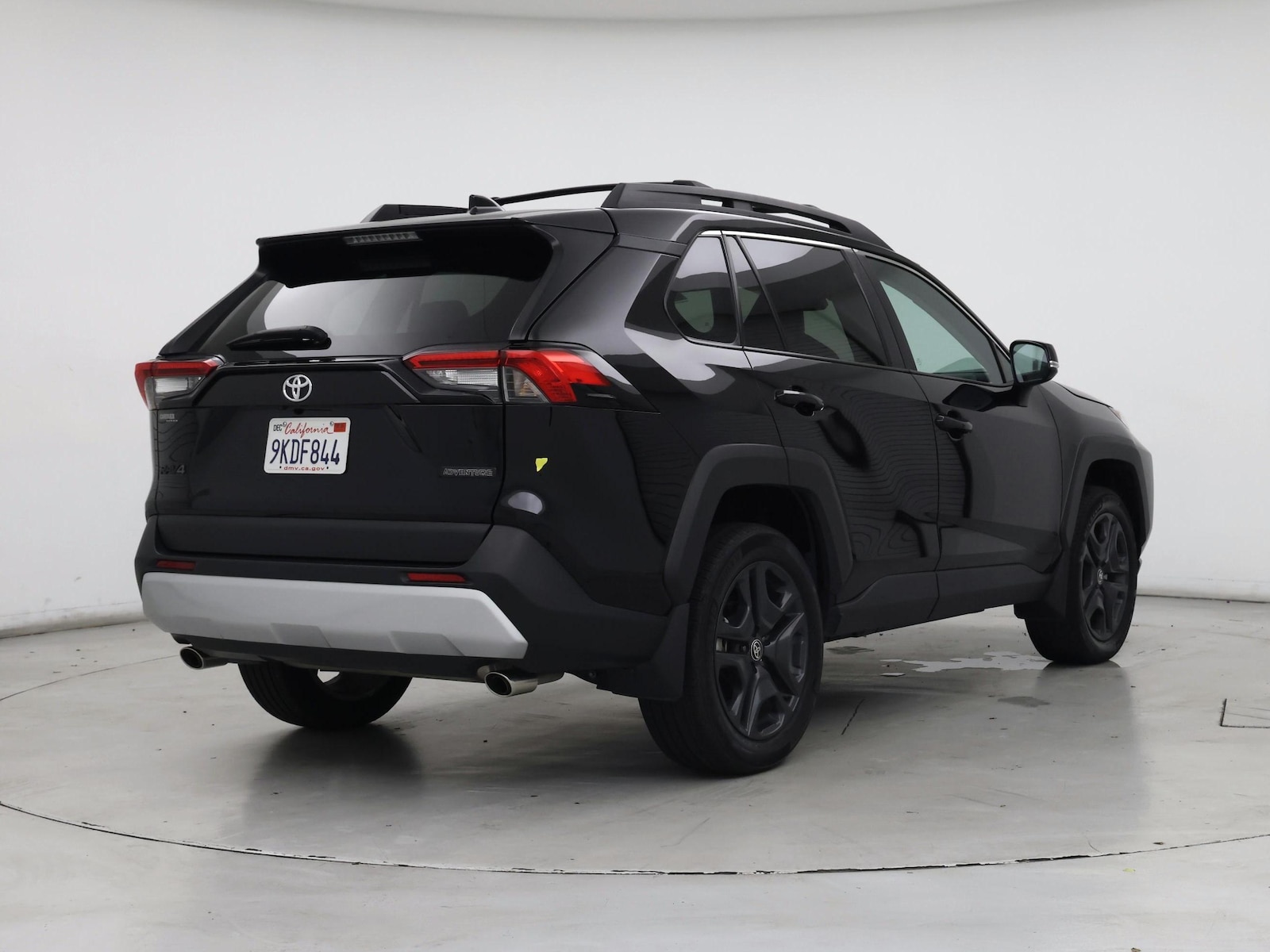 2024 Toyota RAV4 Adventure - Photo 9