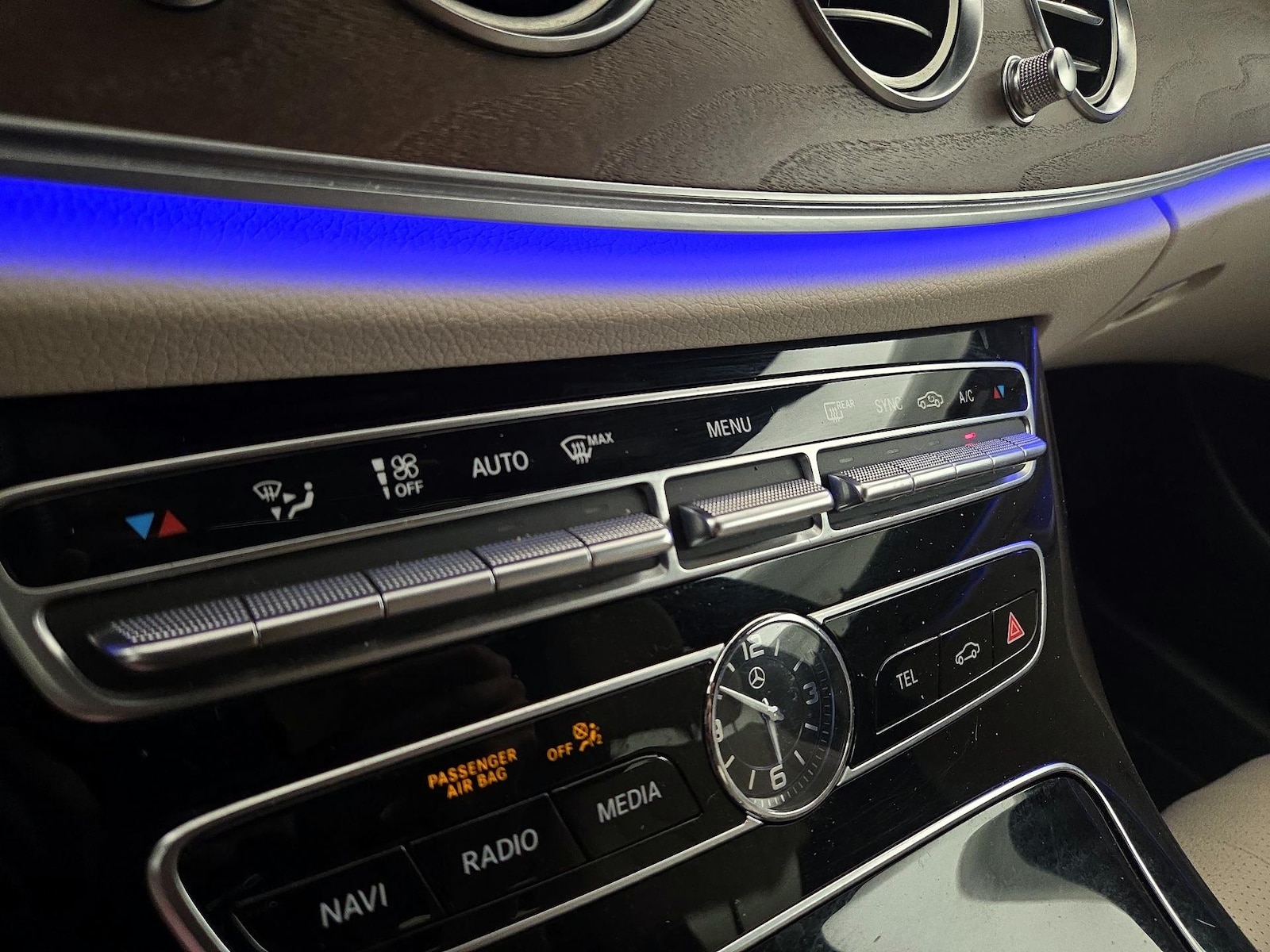 2017 Mercedes-Benz E-Class E300 - Photo 18