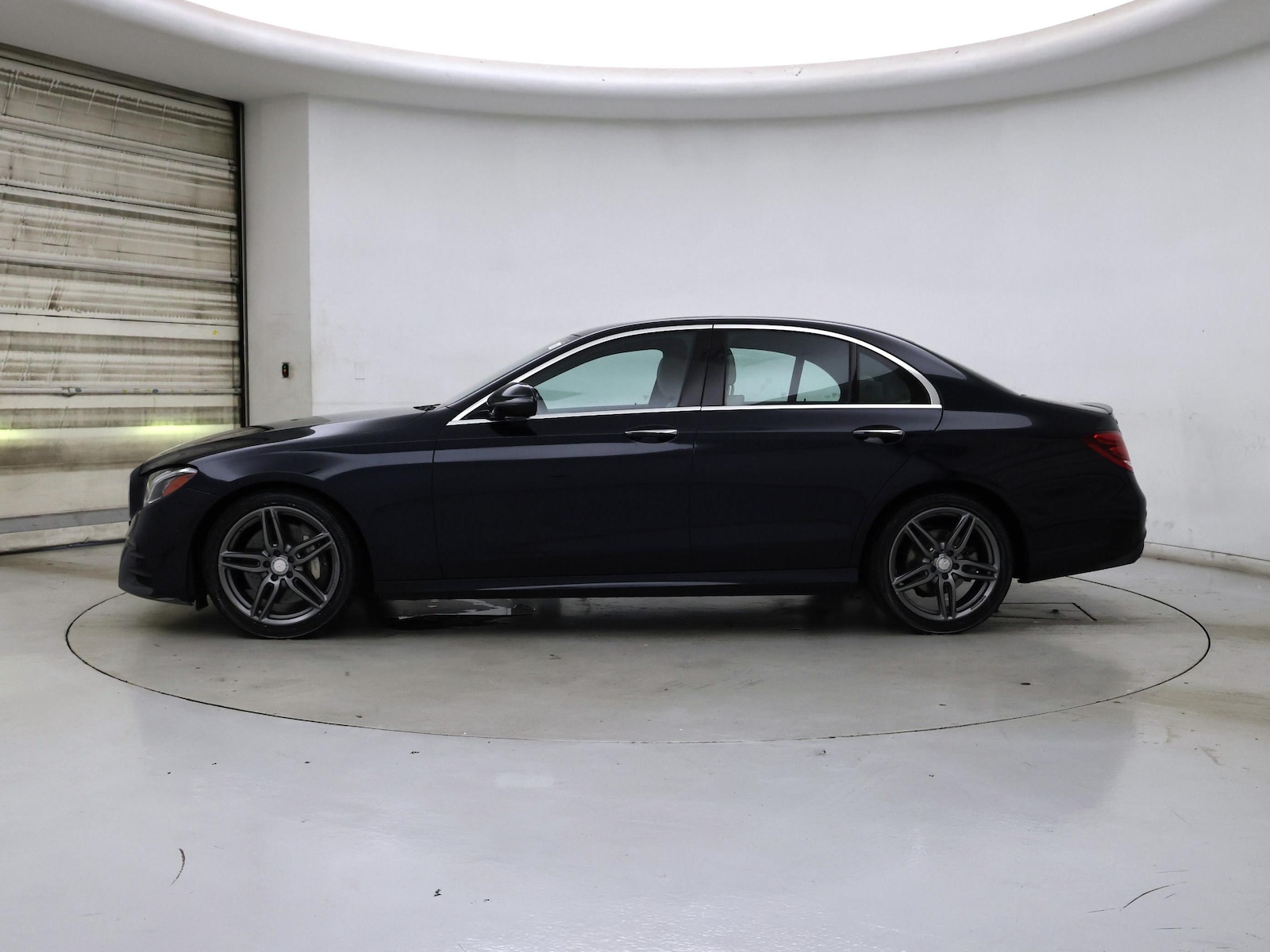 2017 Mercedes-Benz E-Class E300 - Photo 4
