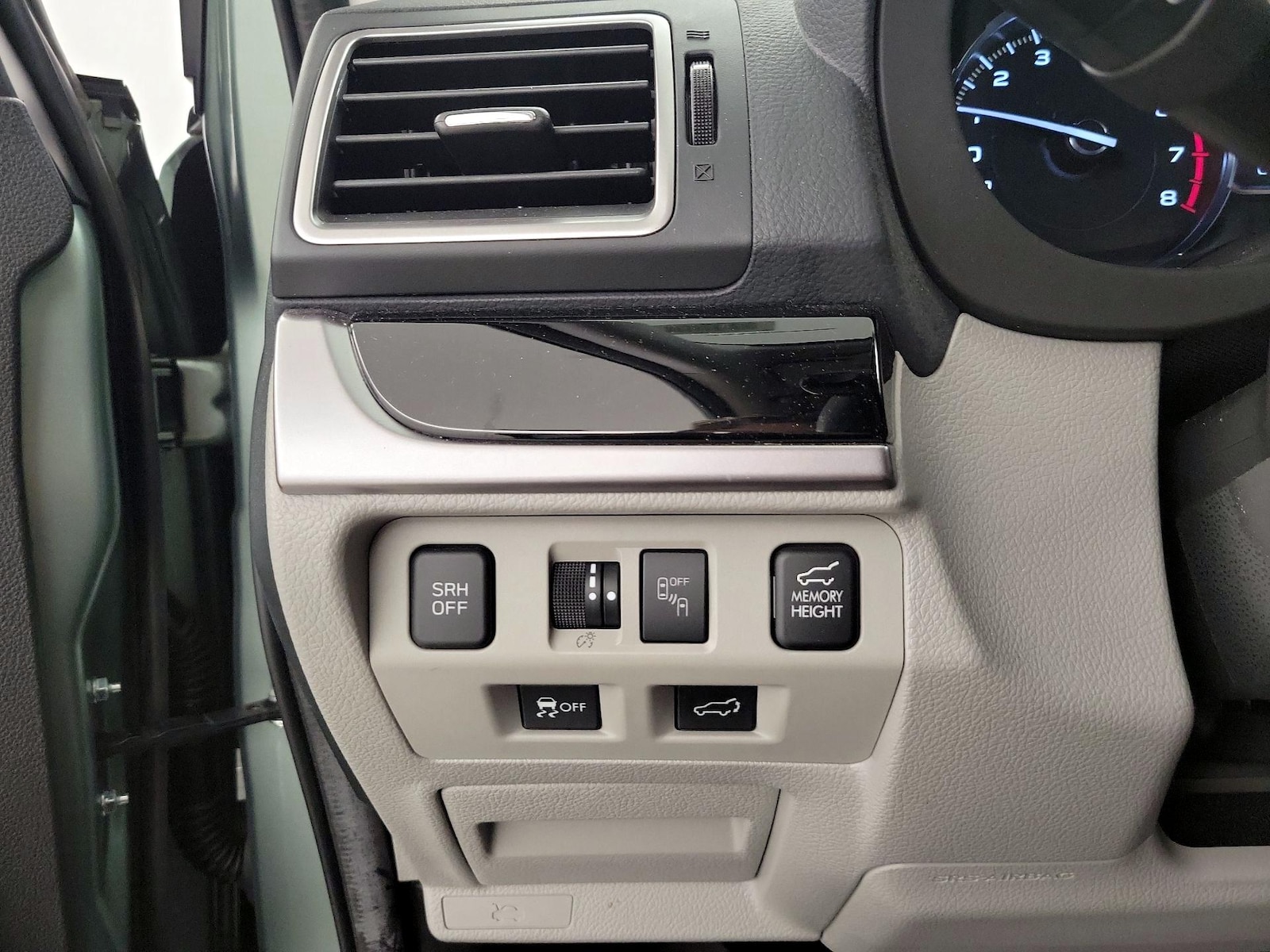 2018 Subaru Forester Limited - Photo 14