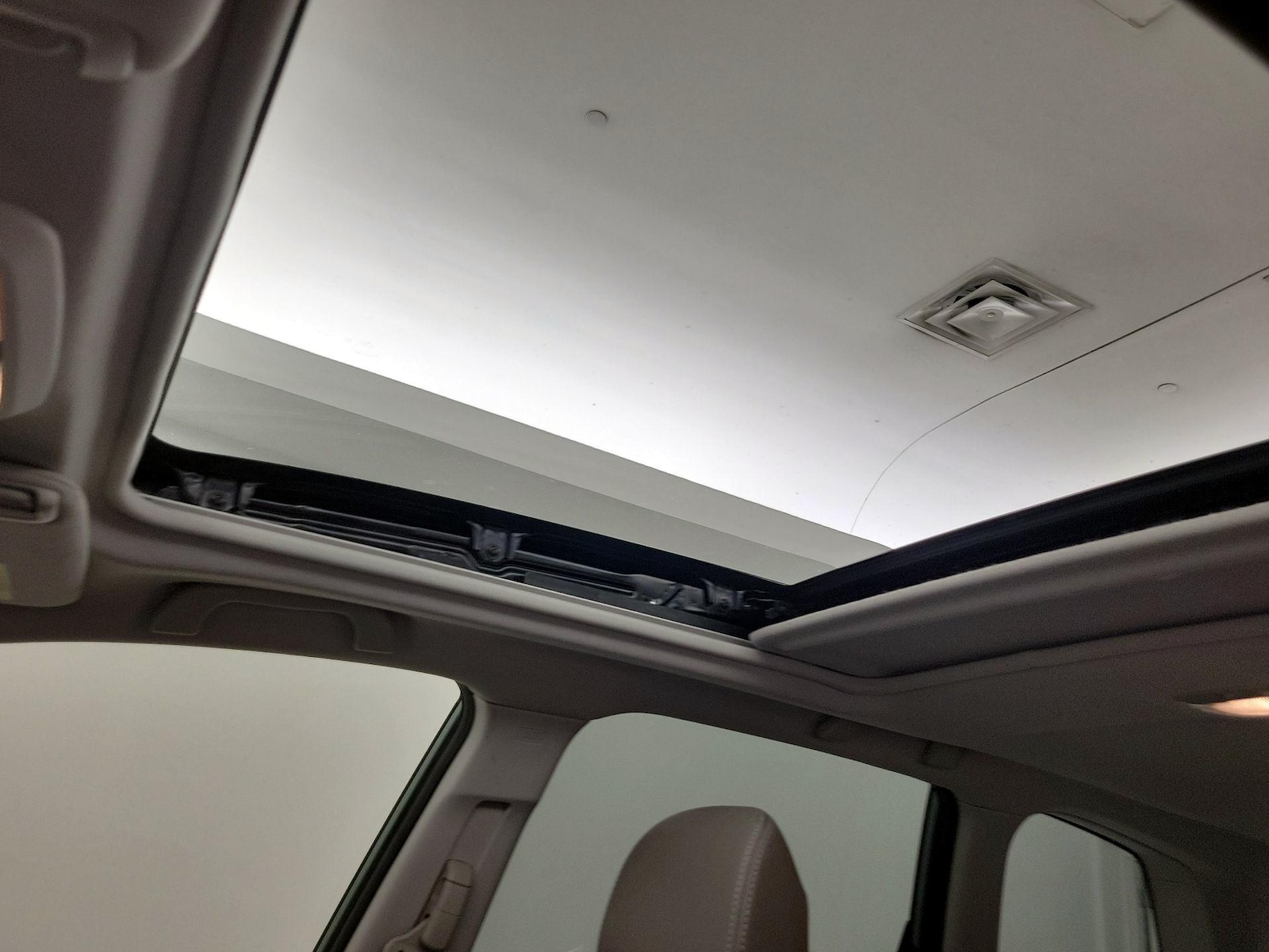 2018 Subaru Forester Limited - Photo 21