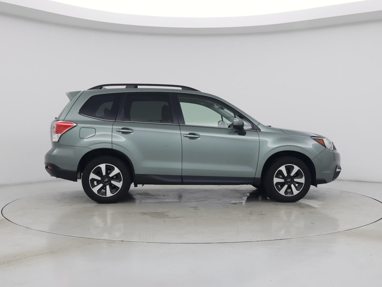 2018 Subaru Forester Limited - Photo 8