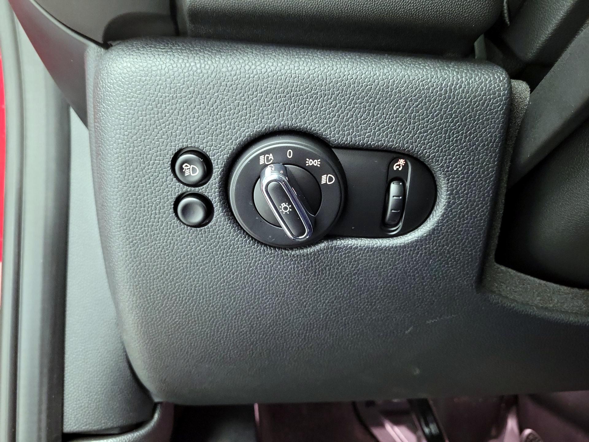 Thumbnail: 2023 MINI Cooper Hardtop - 13