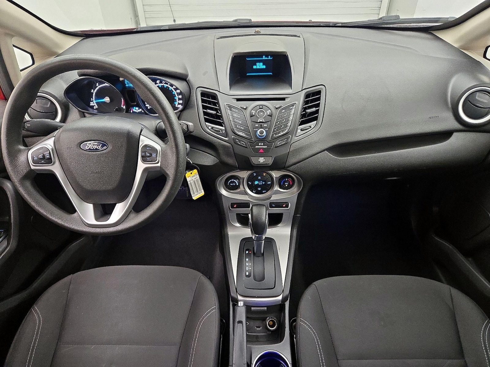 2017 Ford Fiesta SE - Photo 10