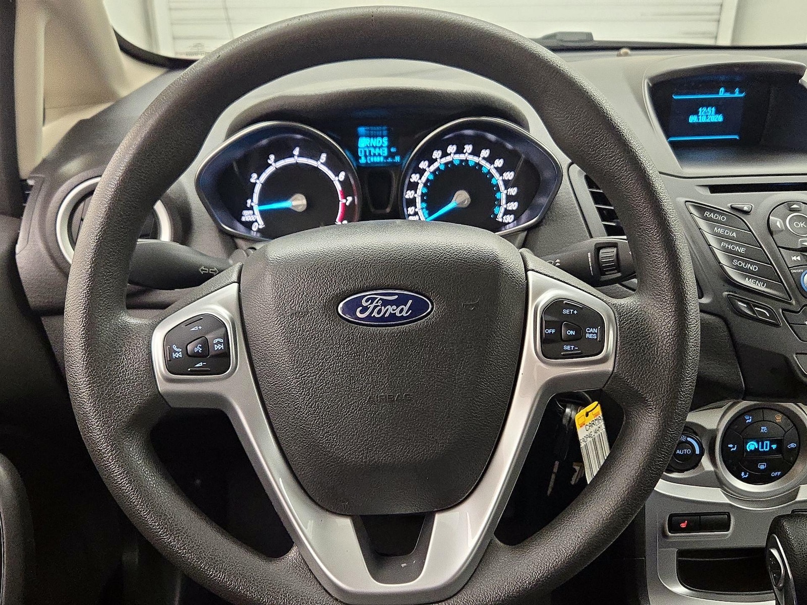 2017 Ford Fiesta SE - Photo 11