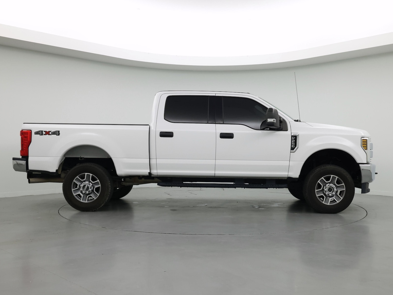 2018 Ford F-250 Super Duty XL - Photo 8