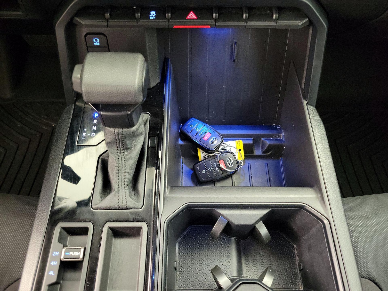 2024 Toyota Tundra SR - Photo 18