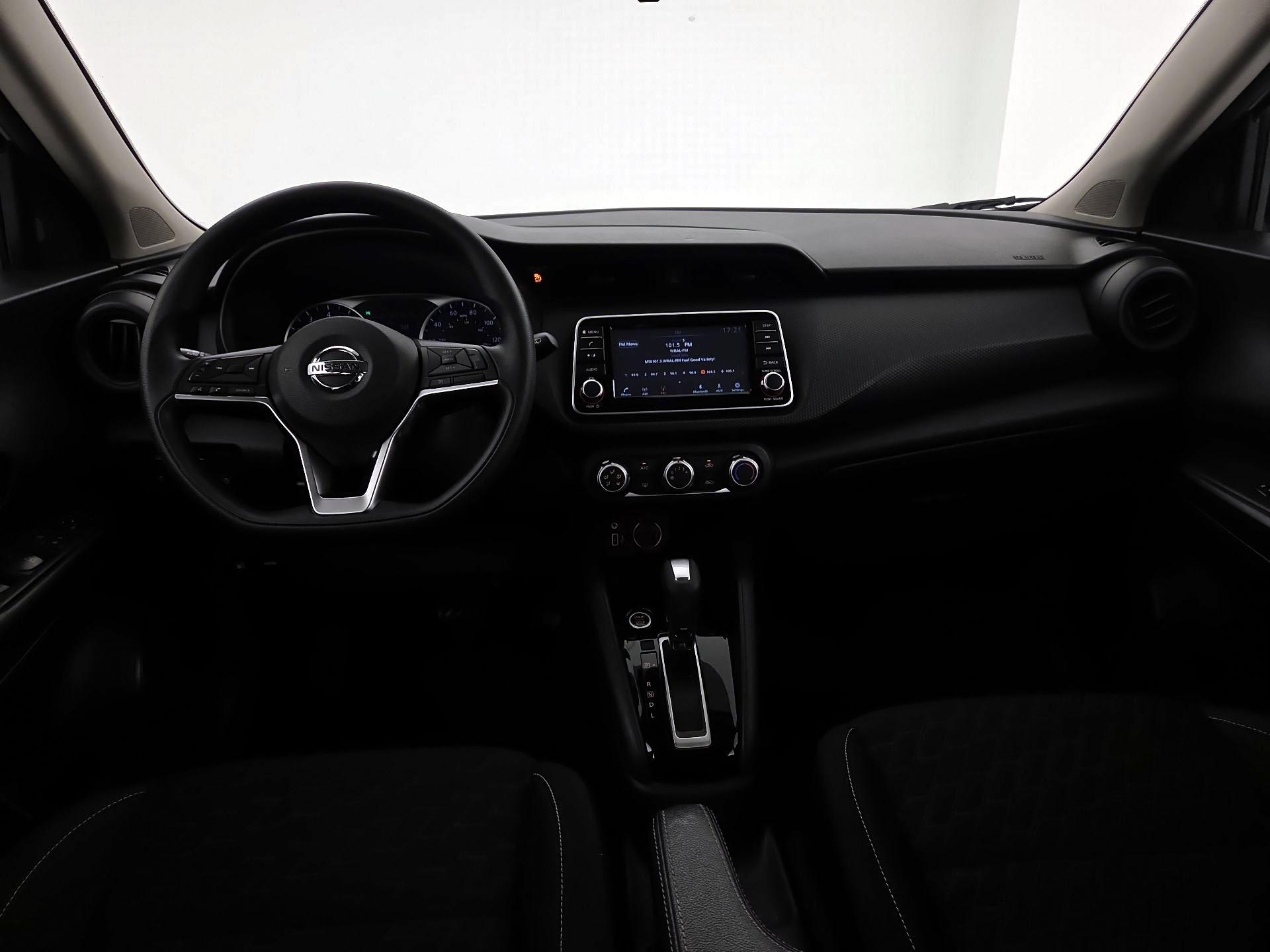 Thumbnail: 2021 Nissan Kicks - 9