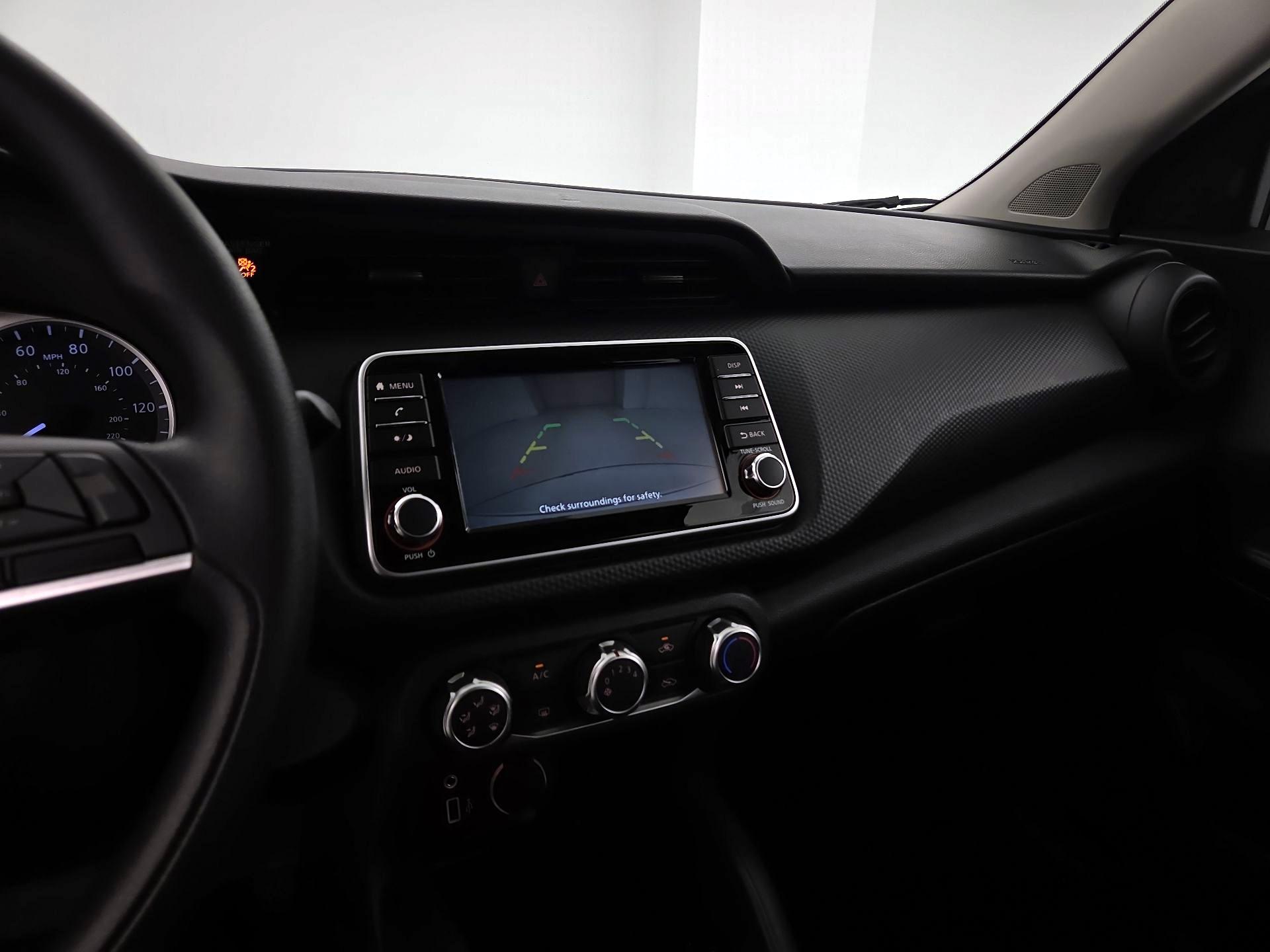 Thumbnail: 2021 Nissan Kicks - 14