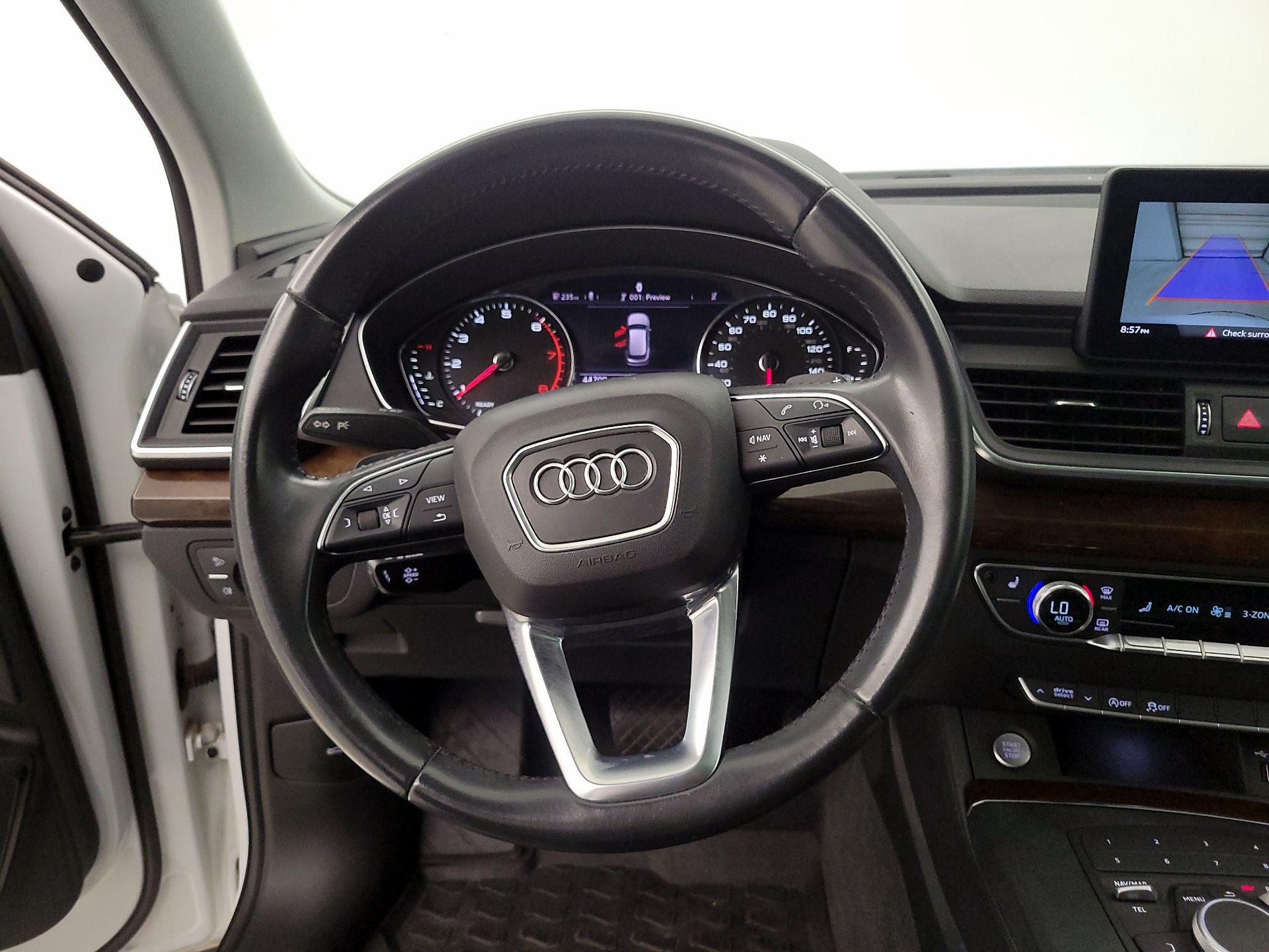 Thumbnail: 2019 Audi Q5 - 10