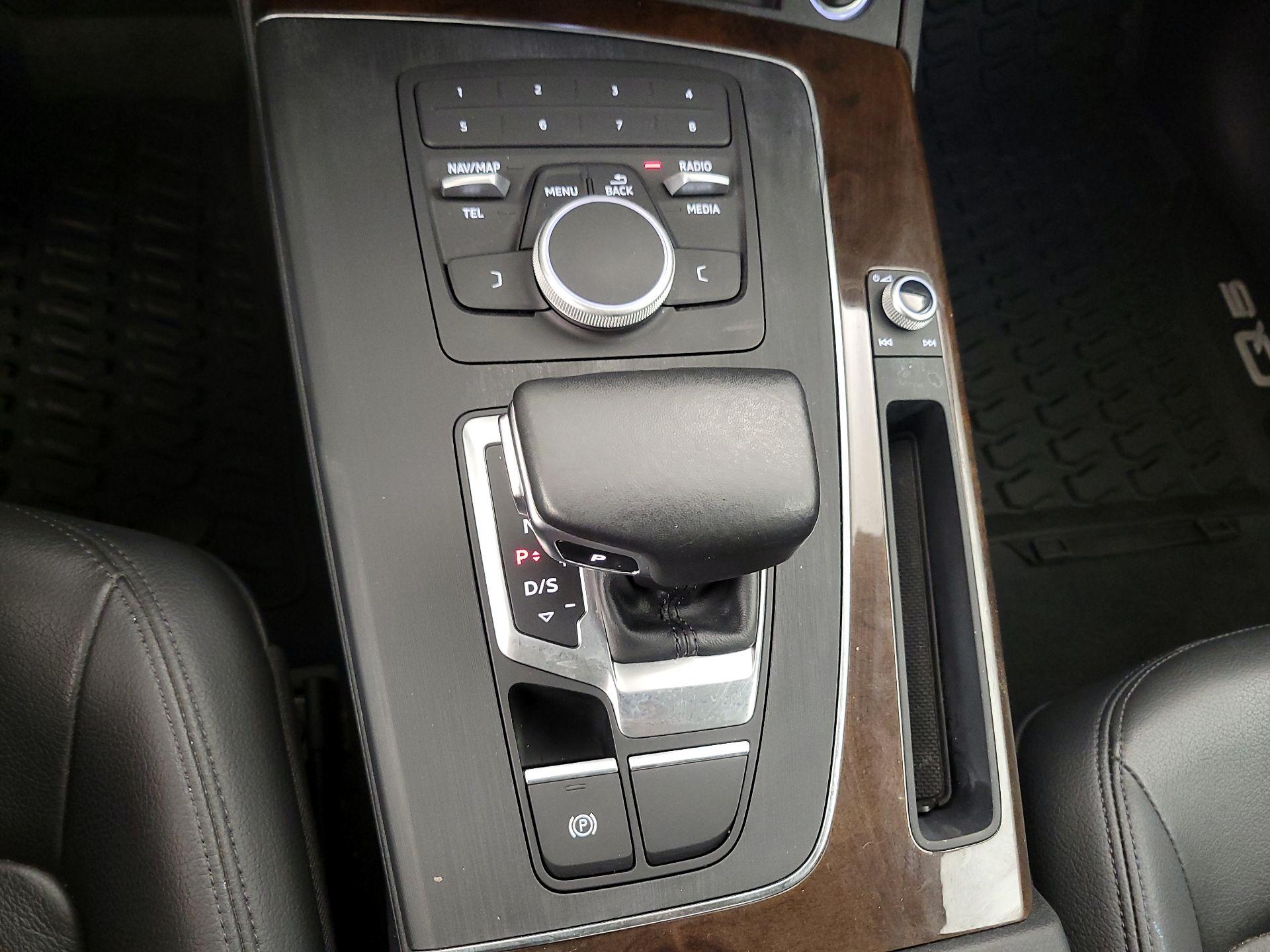 Thumbnail: 2019 Audi Q5 - 17