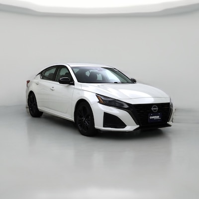 2023 Nissan Altima SR