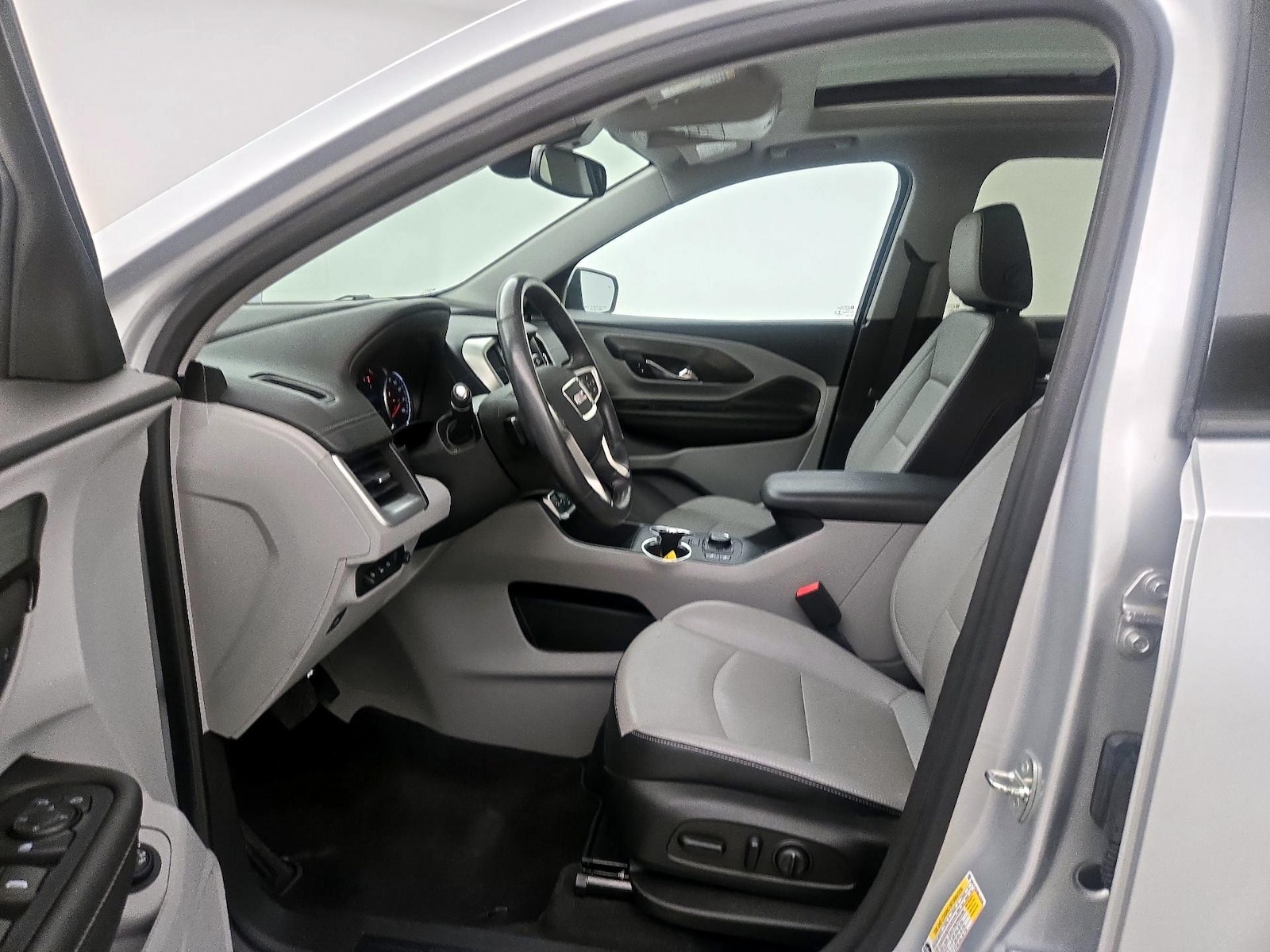 2022 GMC Terrain SLT - Photo 12