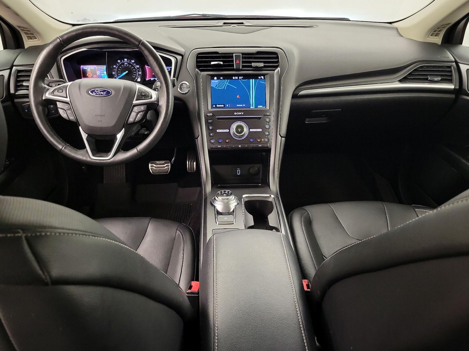 Apple CarPlay® & Android Auto™