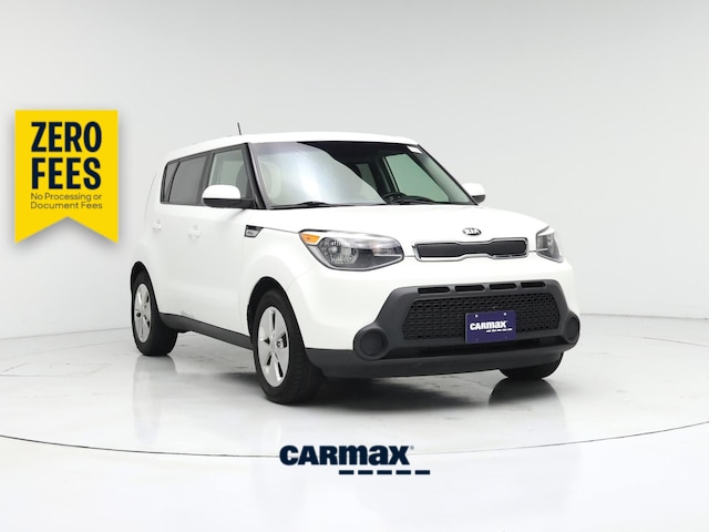 White 2016 Kia Soul Wagon Manual