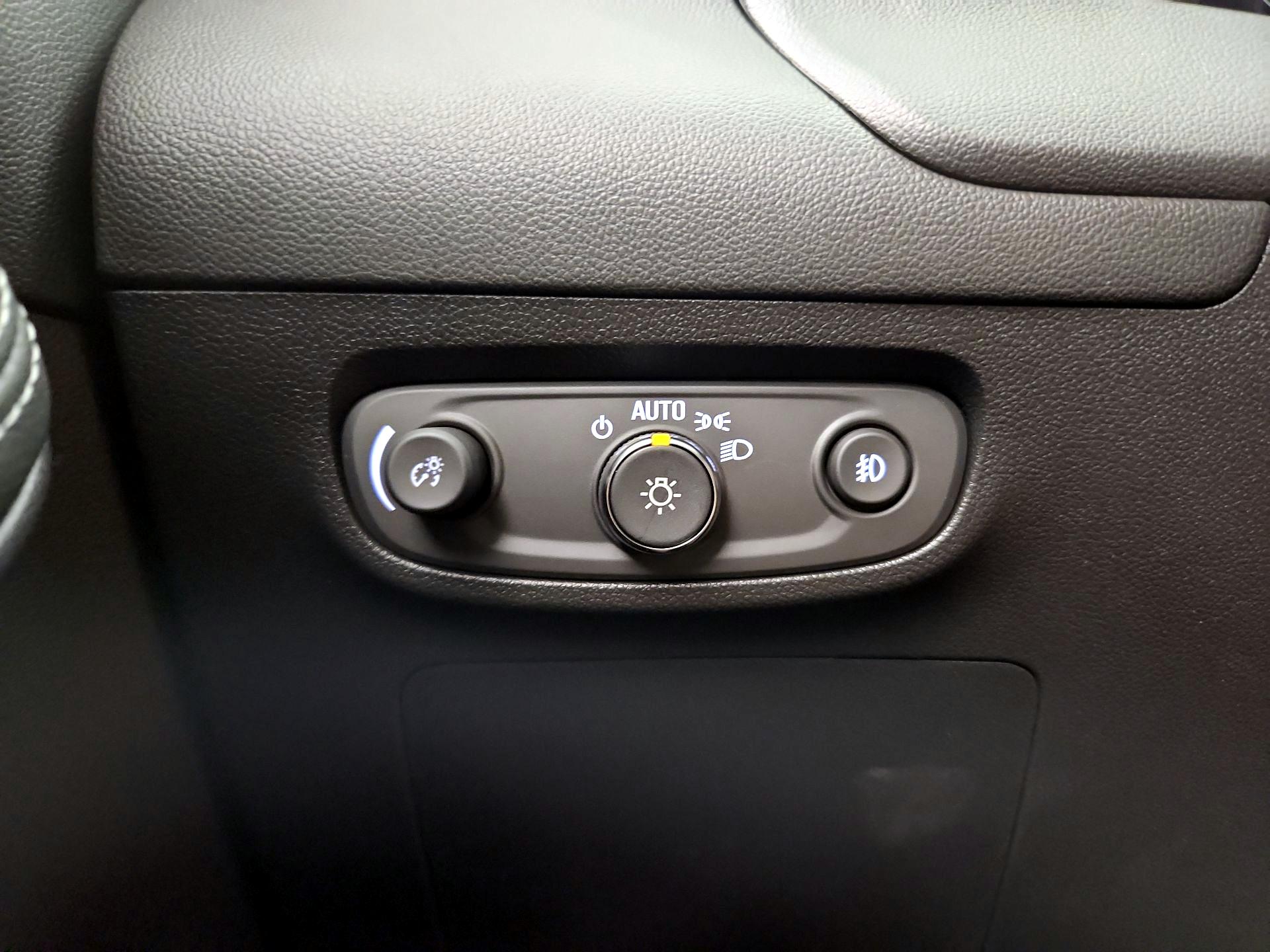 Thumbnail: 2021 Buick Encore GX - 13