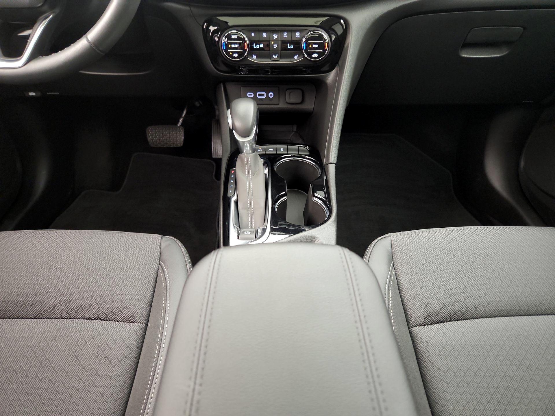 Thumbnail: 2021 Buick Encore GX - 17