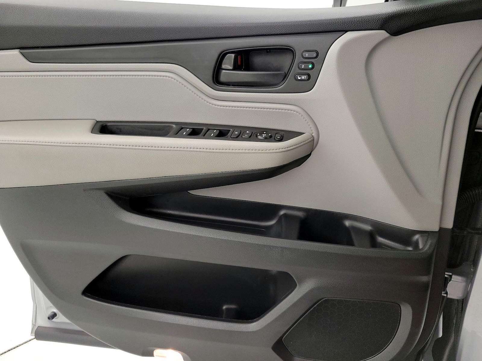 2018 Honda Odyssey EX-L - Photo 13