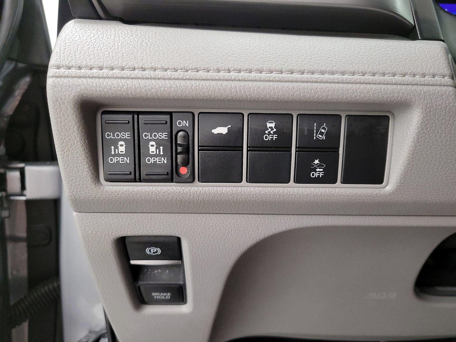 2018 Honda Odyssey EX-L - Photo 14