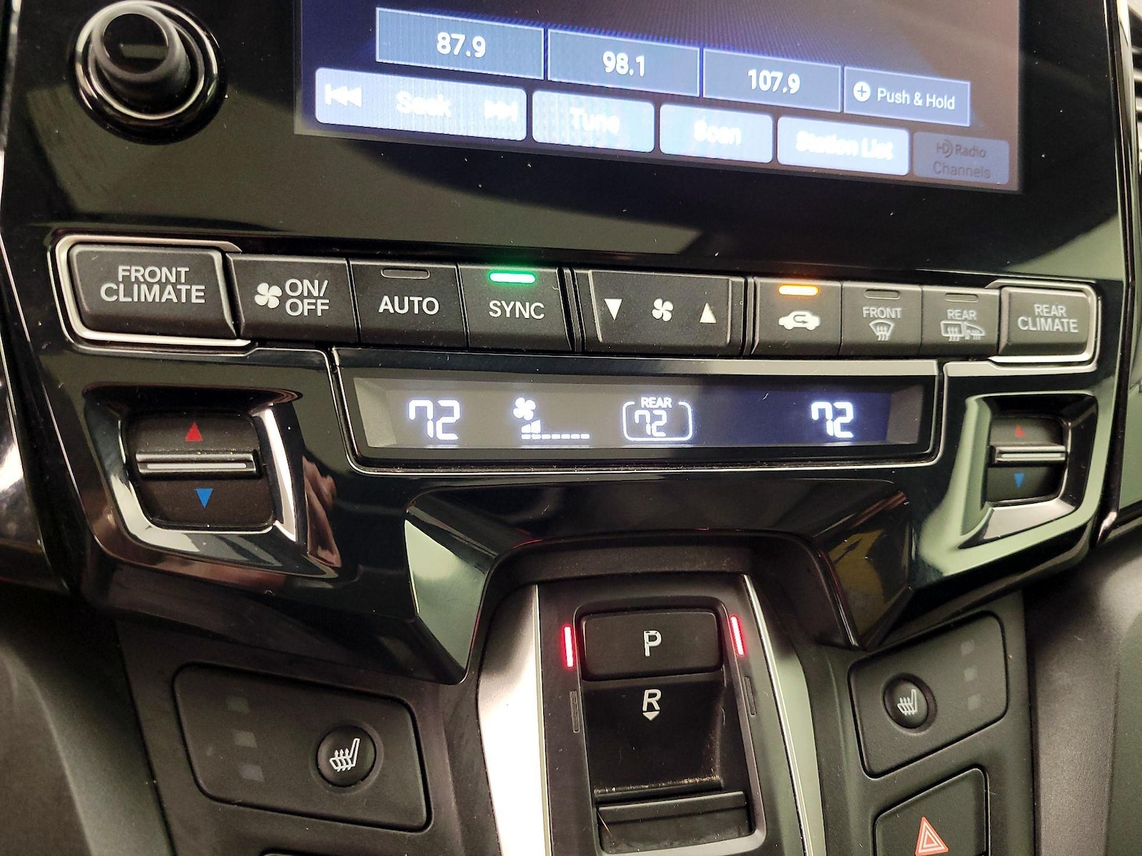 2018 Honda Odyssey EX-L - Photo 17