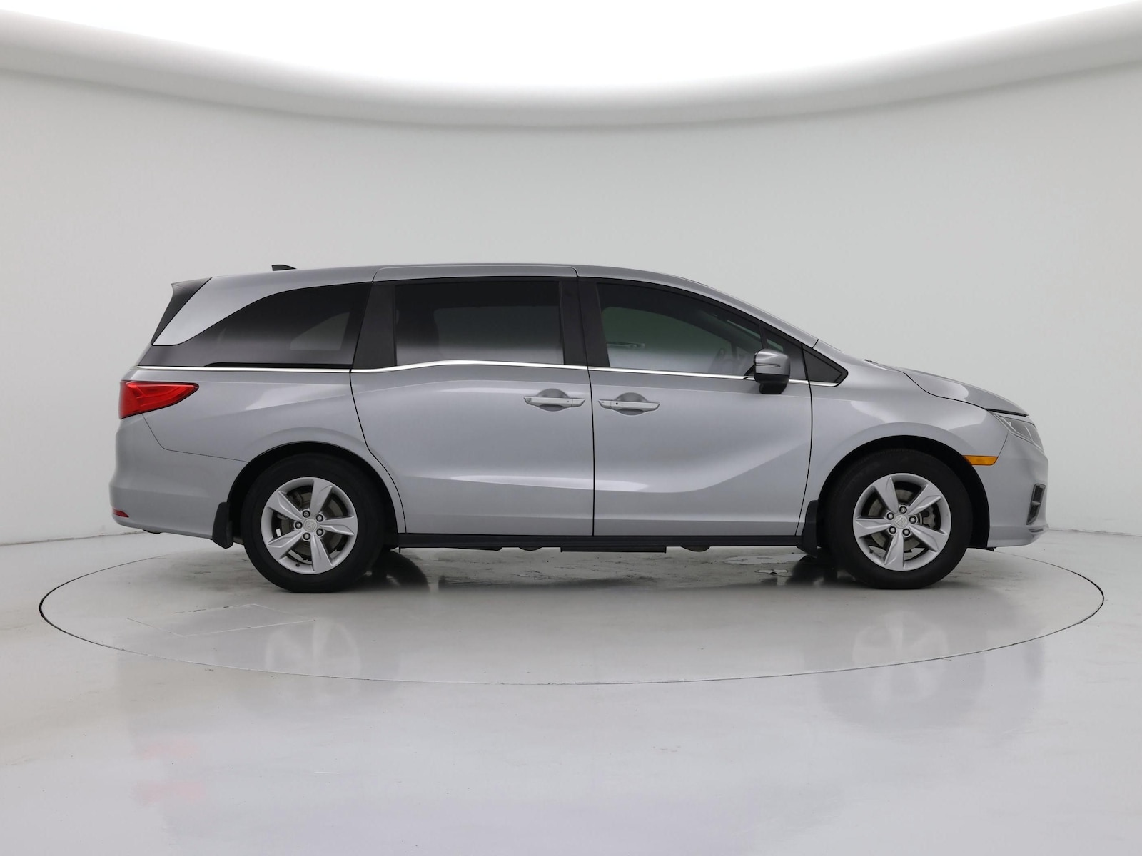 2018 Honda Odyssey EX-L - Photo 8