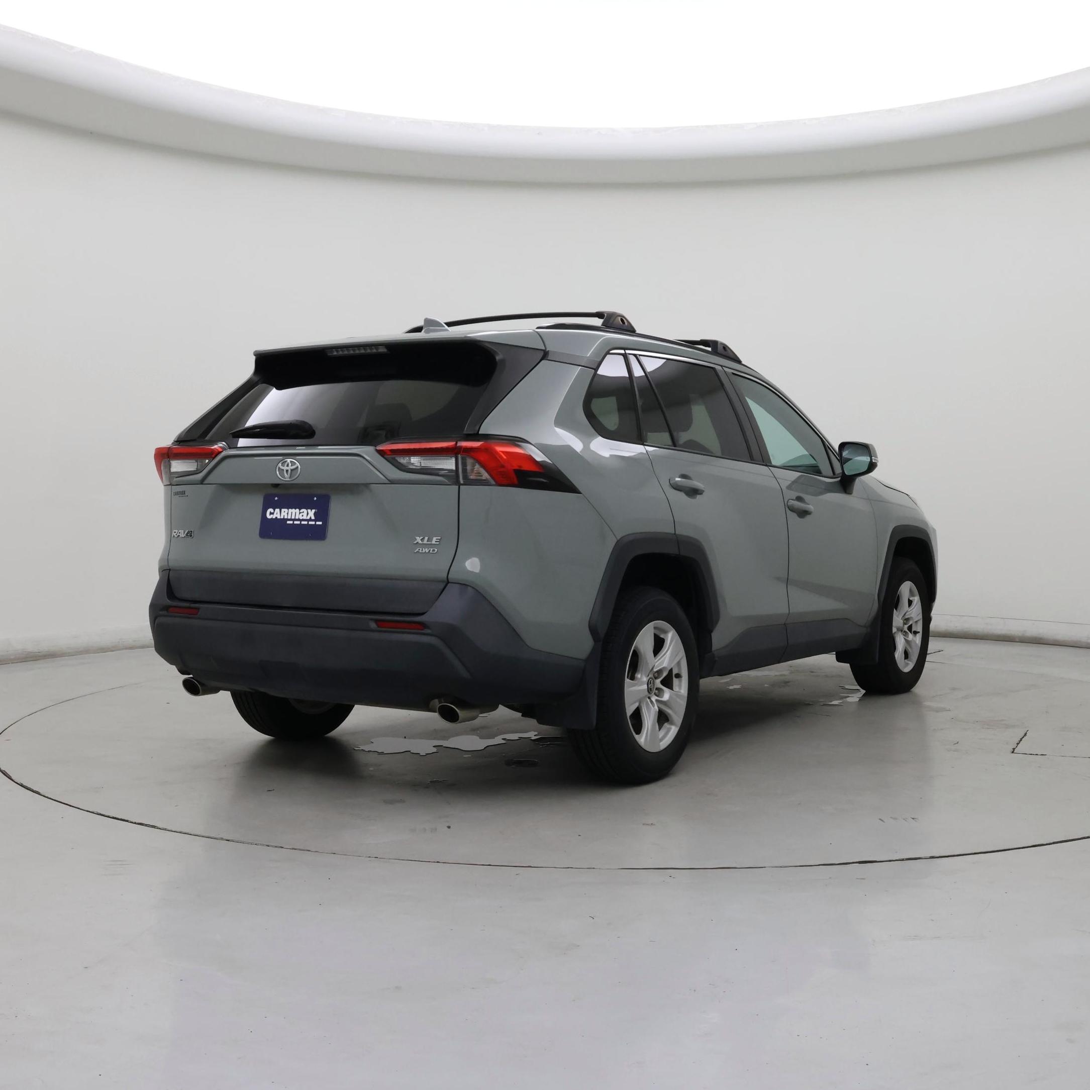 Thumbnail: 2020 Toyota RAV4 - 8