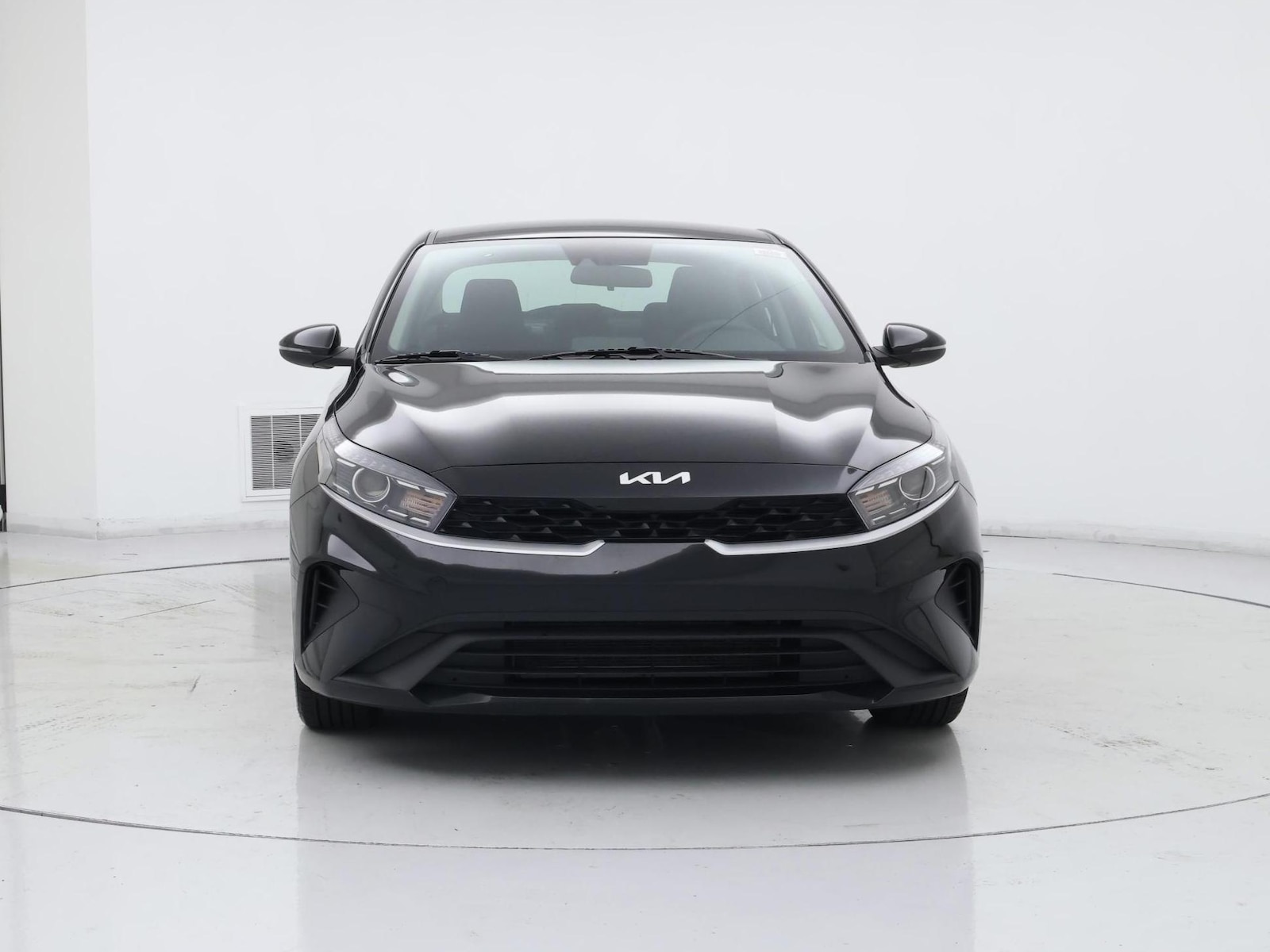 2023 Kia Forte LXS - Photo 6