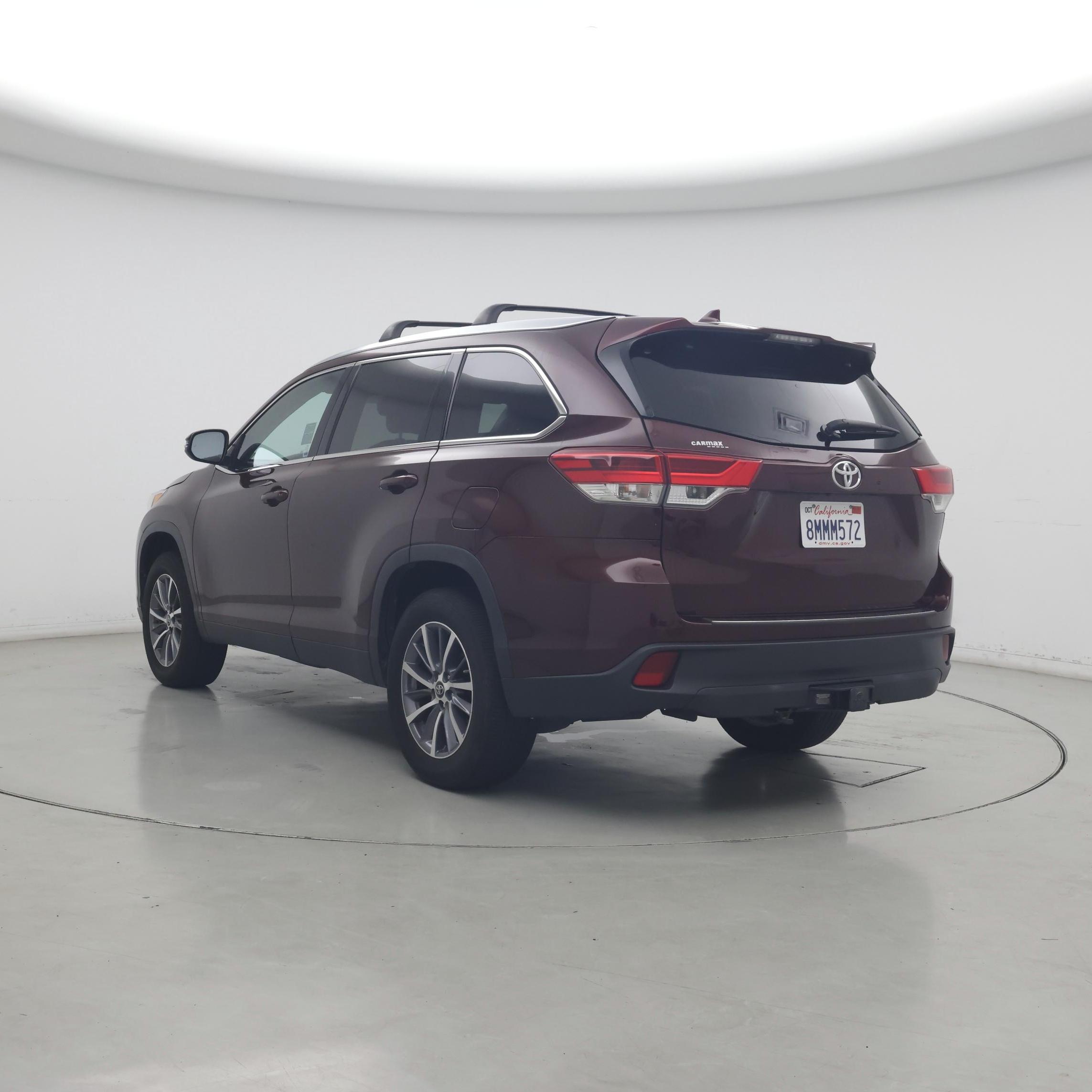 Thumbnail: 2019 Toyota Highlander - 2
