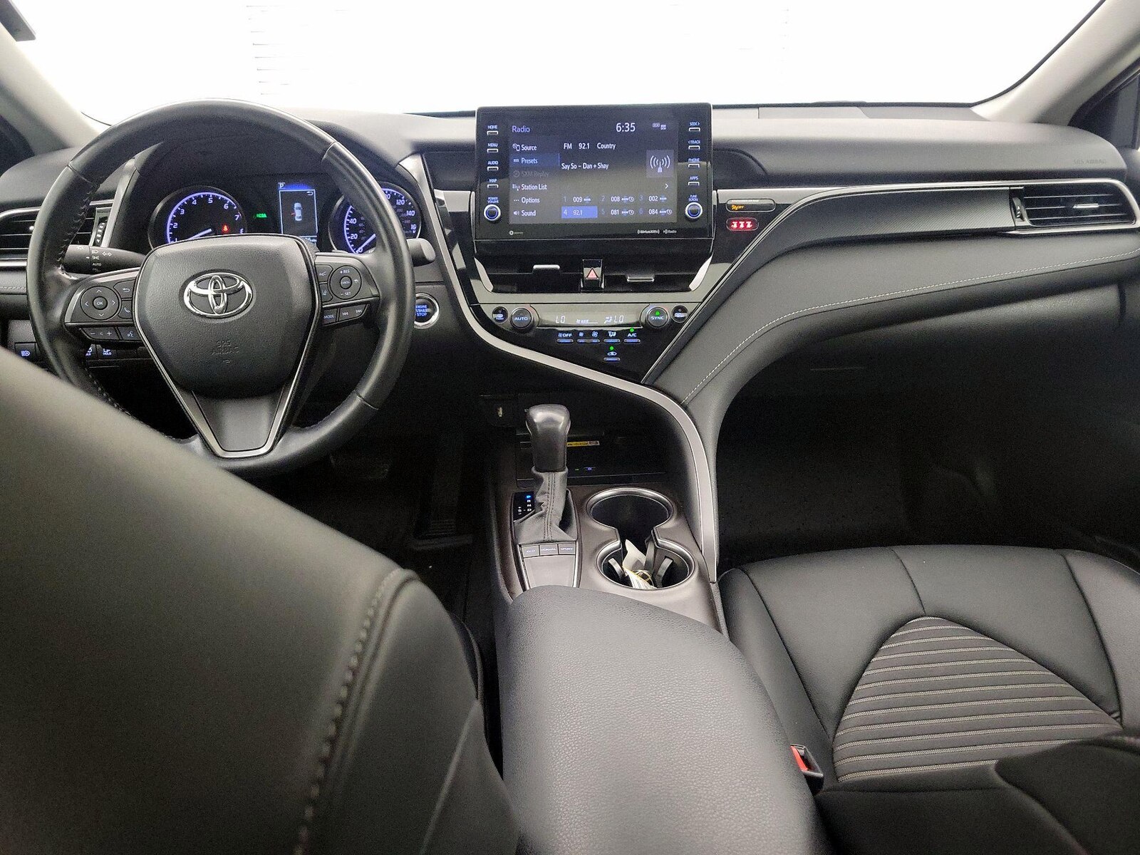 Apple CarPlay® & Android Auto™