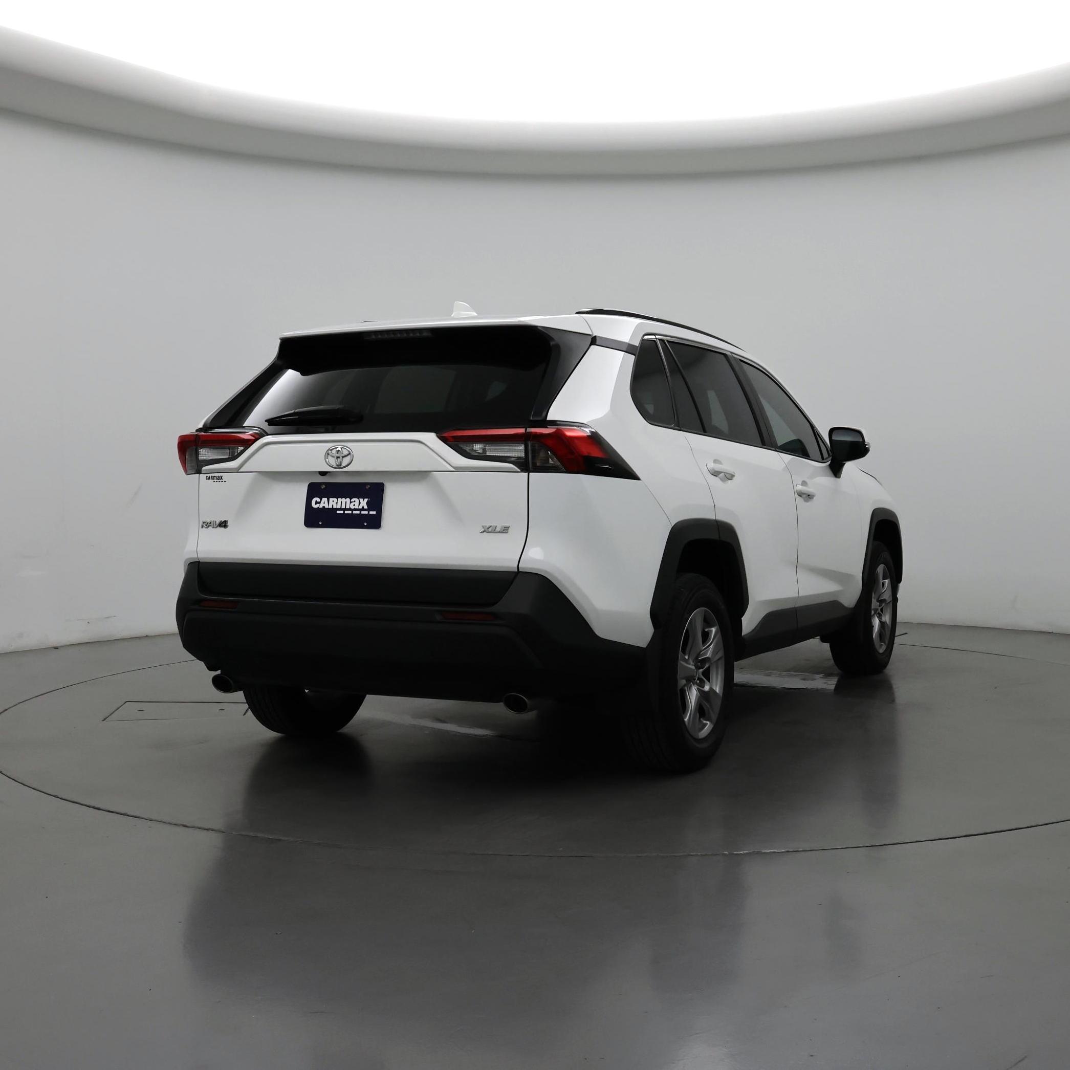 Thumbnail: 2024 Toyota RAV4 - 8