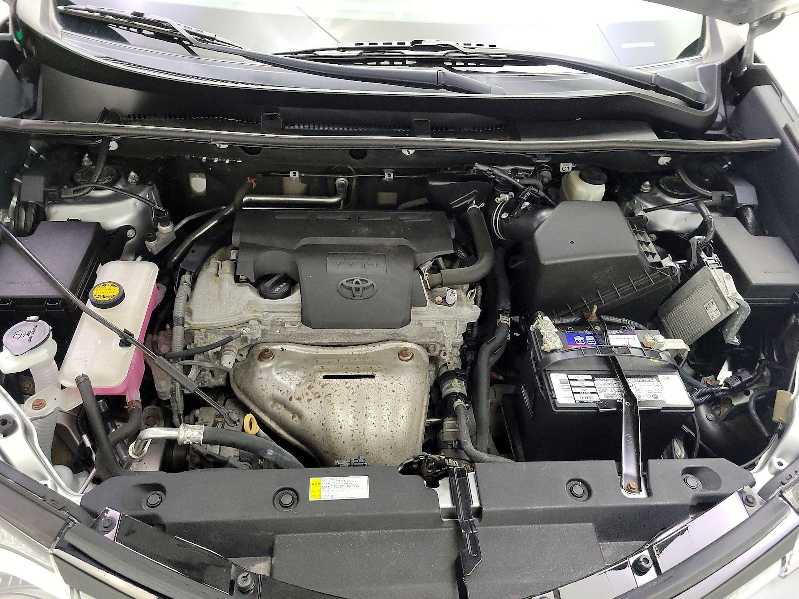 2016 Toyota RAV4 LE - Photo 22