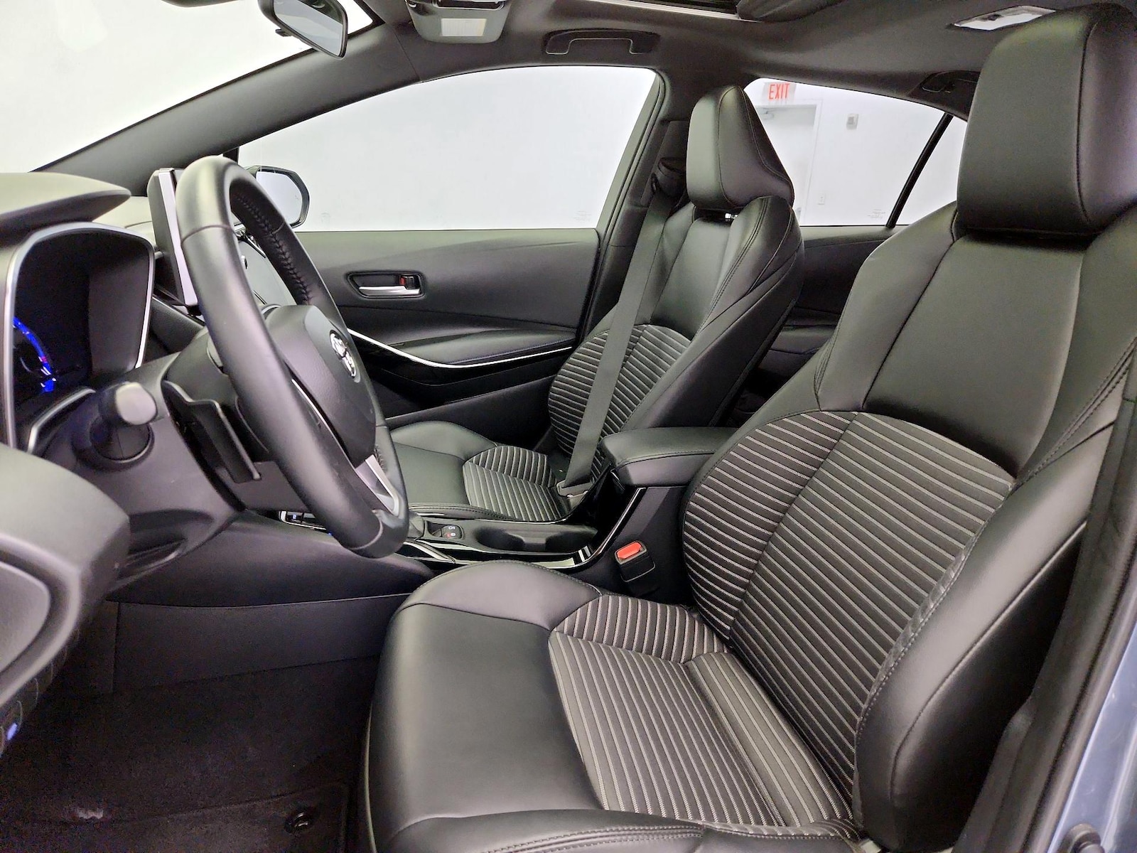 2022 Toyota Corolla XSE - Photo 12