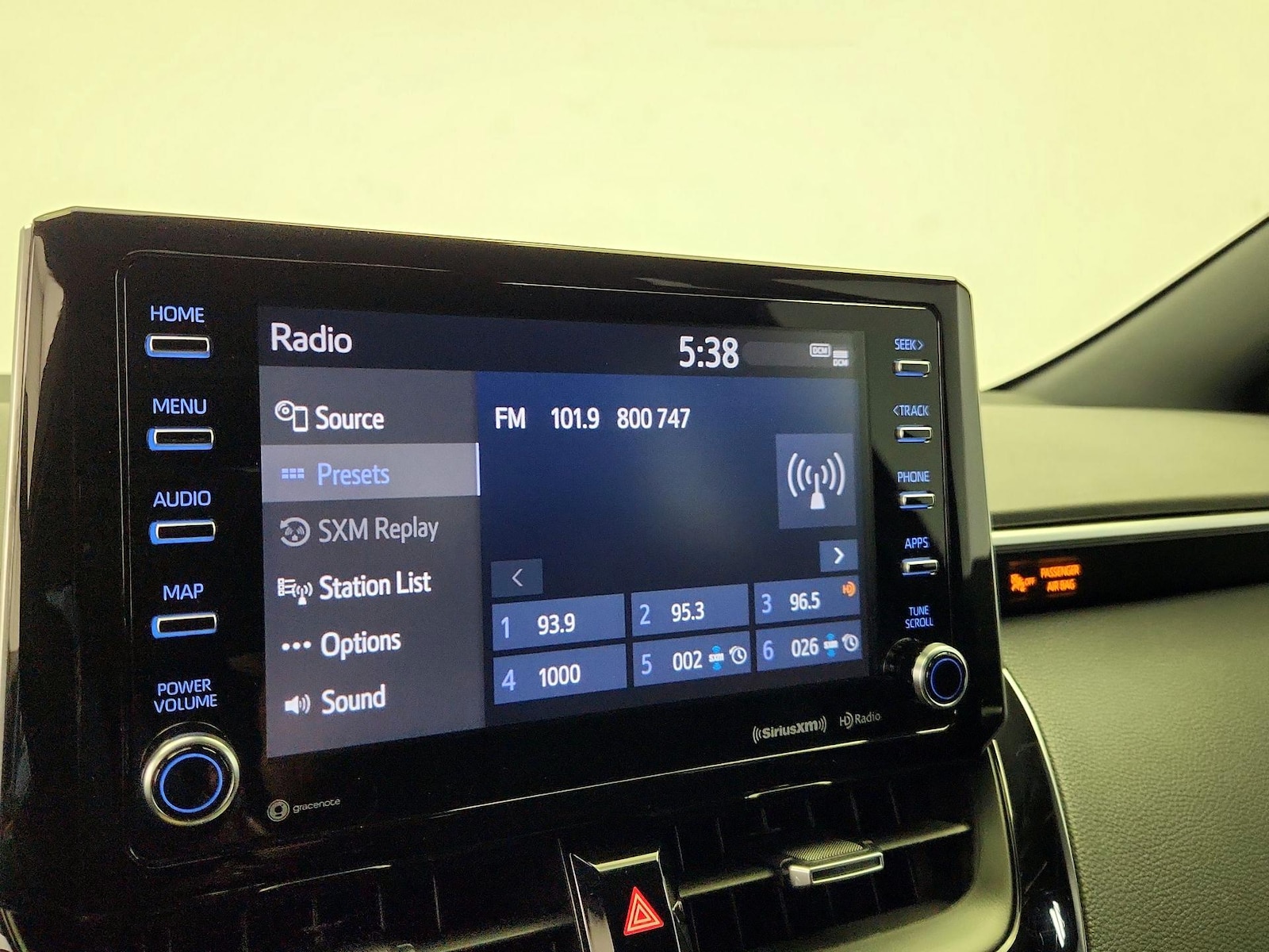 2022 Toyota Corolla XSE - Photo 16