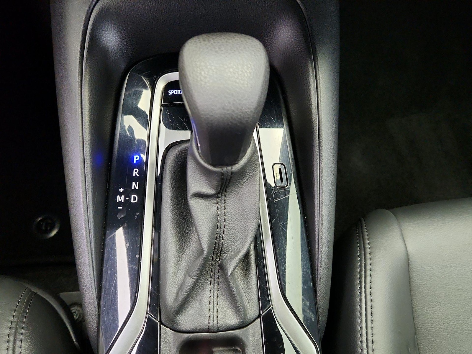 2022 Toyota Corolla XSE - Photo 18
