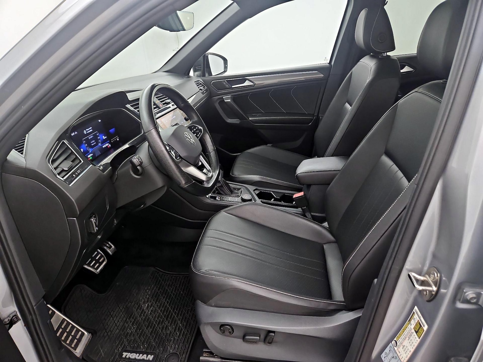 2022 Volkswagen Tiguan SE R-LINE BLACK - Photo 12