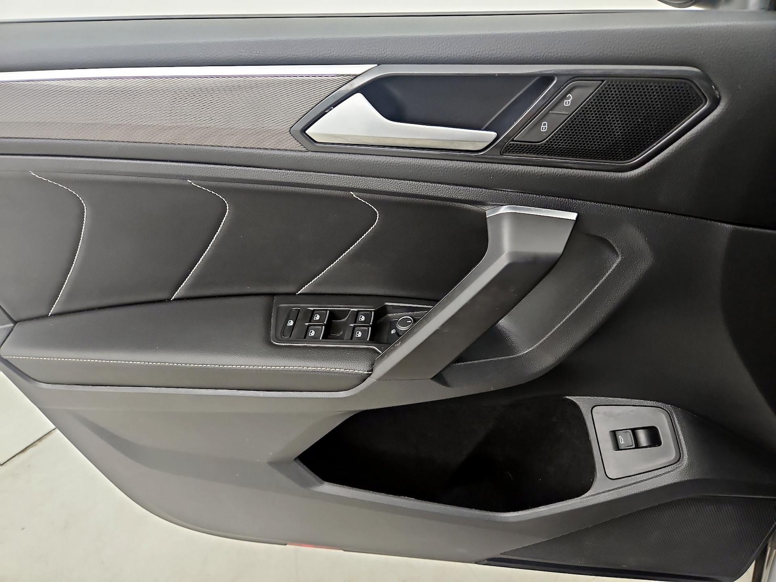 2022 Volkswagen Tiguan SE R-LINE BLACK - Photo 13