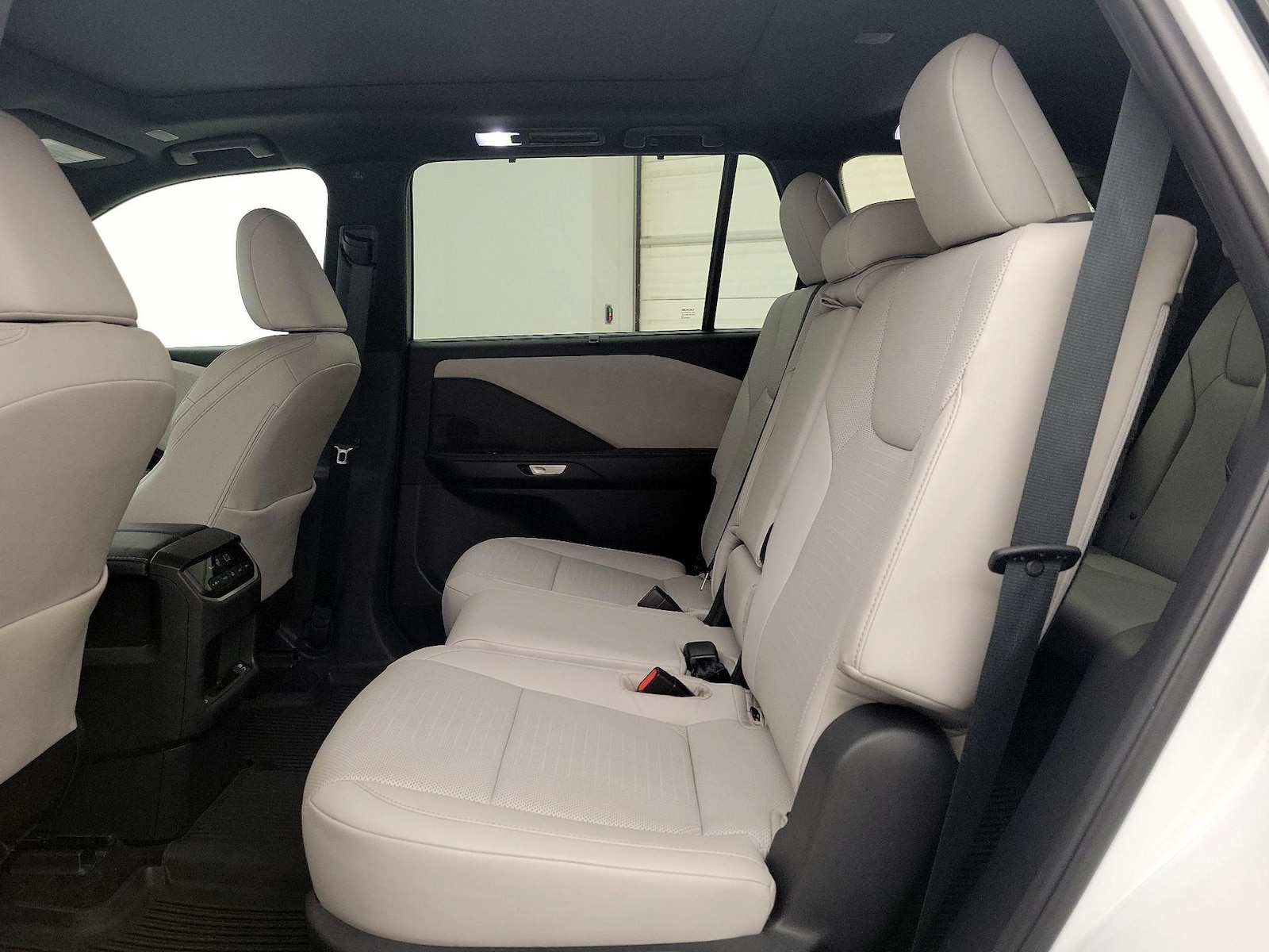 Rear Air Conditioning