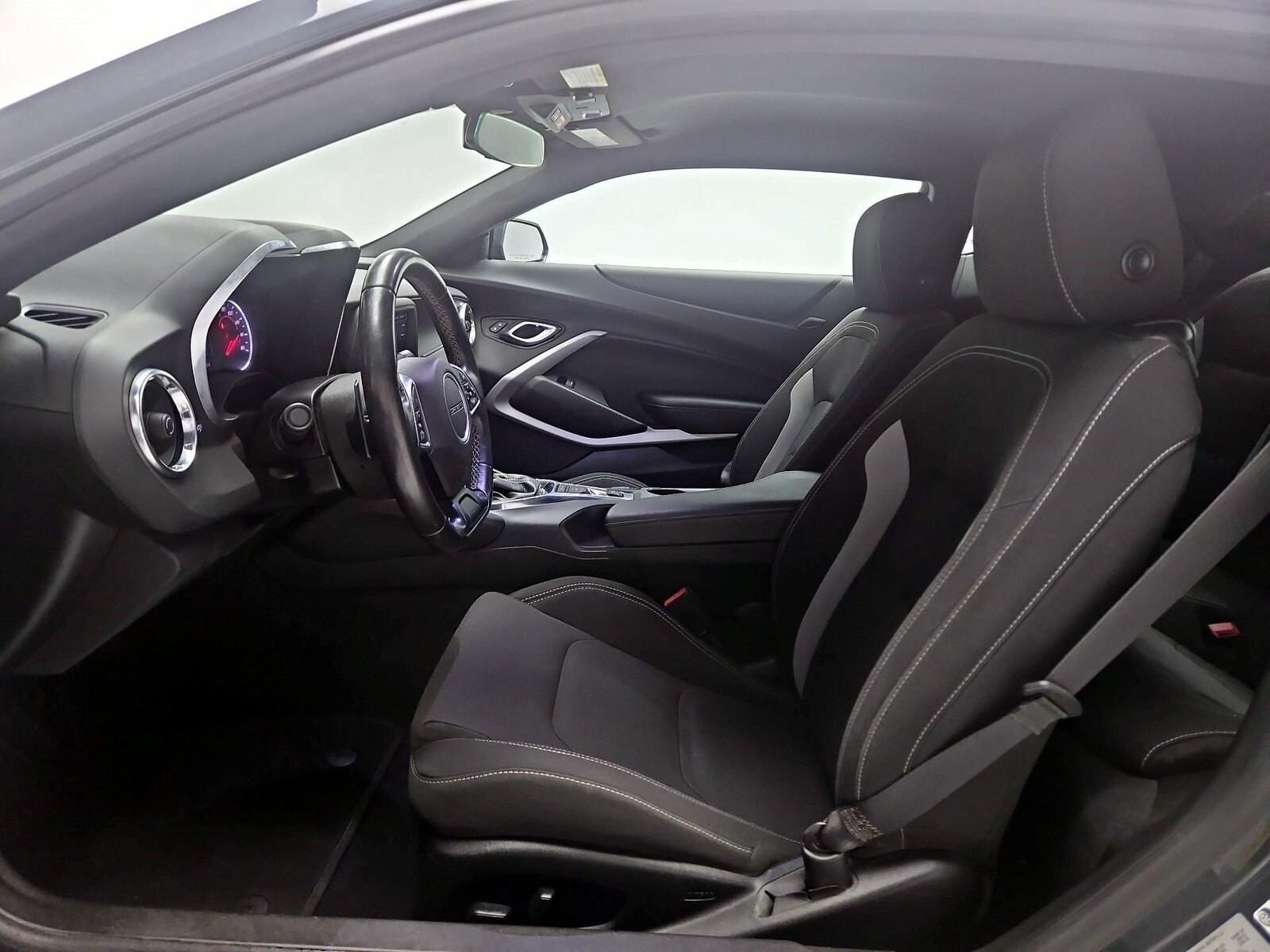 Power Seat(s) & Side Airbags