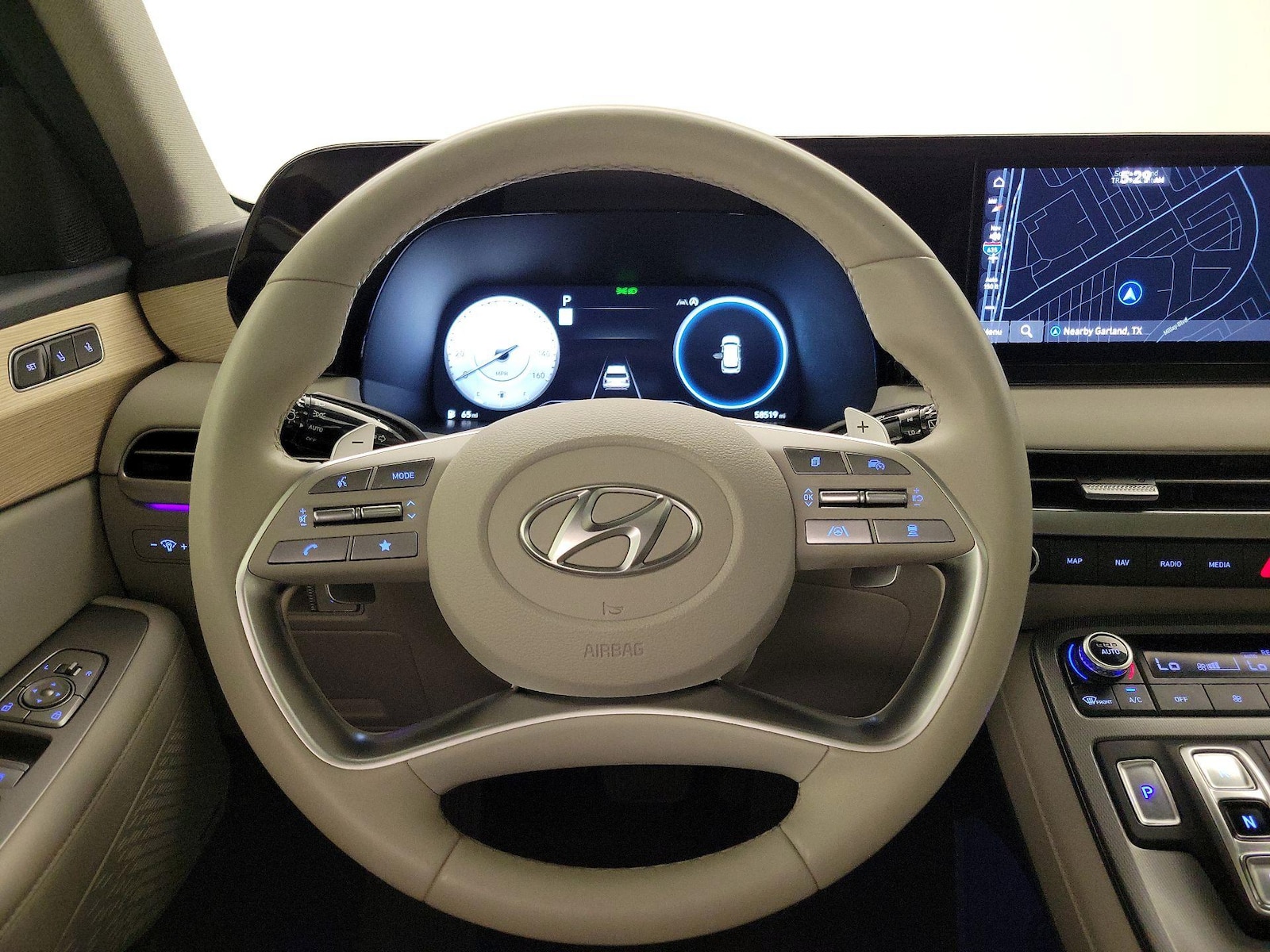 2024 Hyundai Palisade Limited - Photo 11